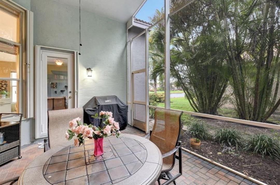 Valencia Falls 04 - Residential