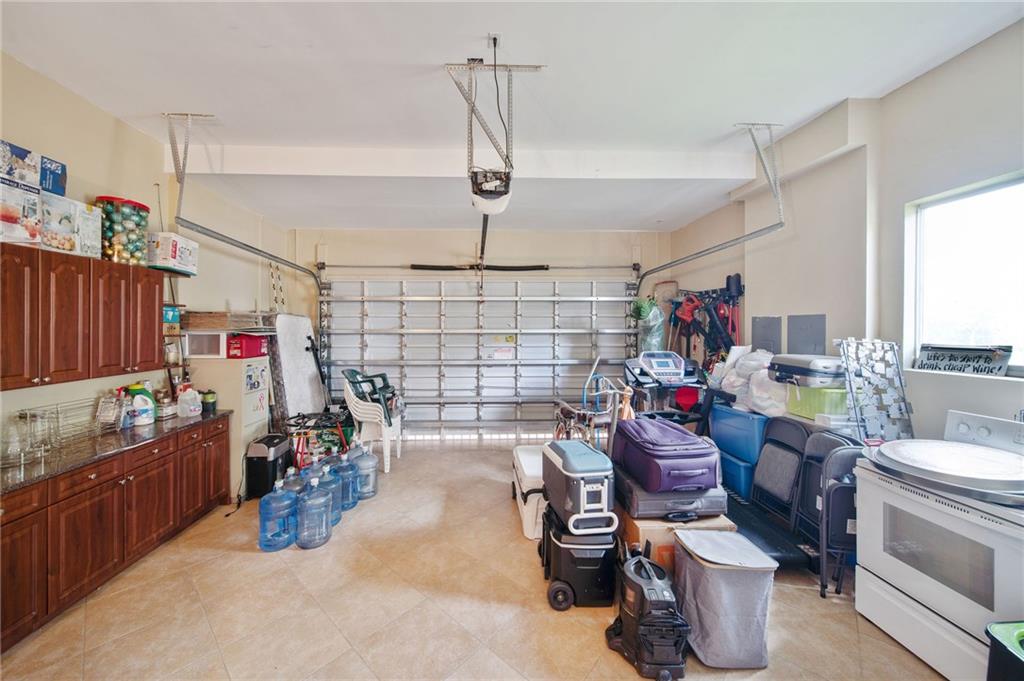 CANARY SUB - Residential