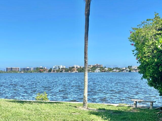 HIDDEN HARBOUR OF THE PALM BEACHES CONDO - Residential