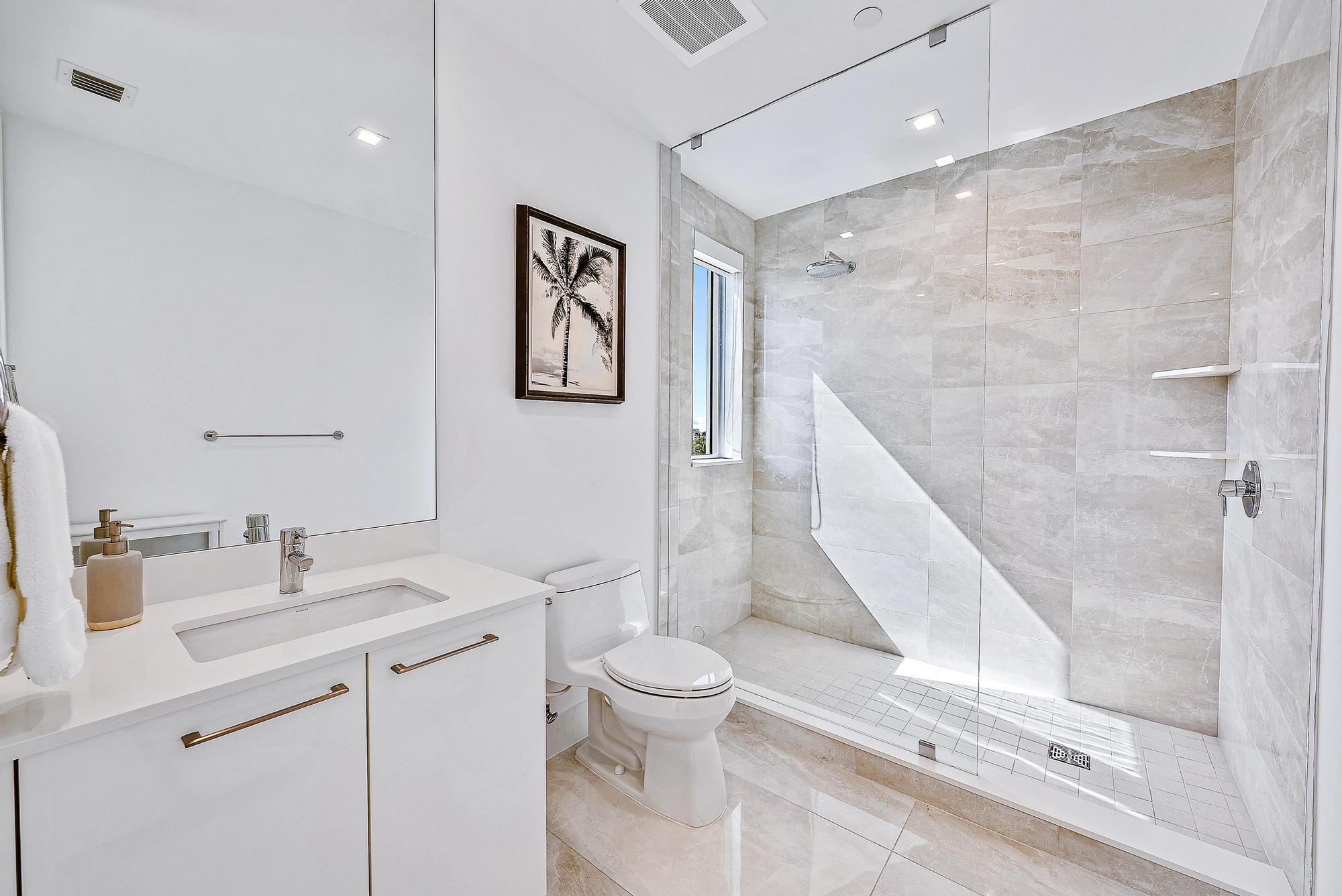 WATER CLUB 3 NORTH PALM B - Residential