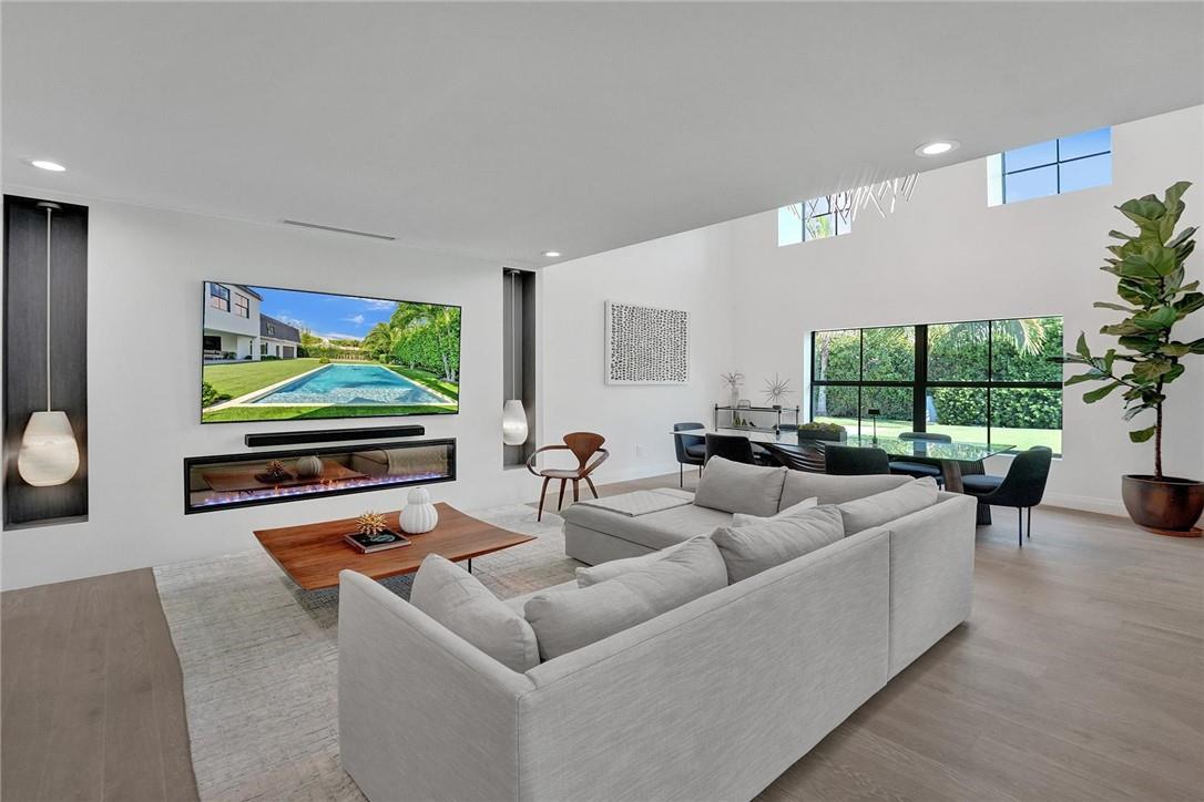 Sea Ranch Lakes - Residential