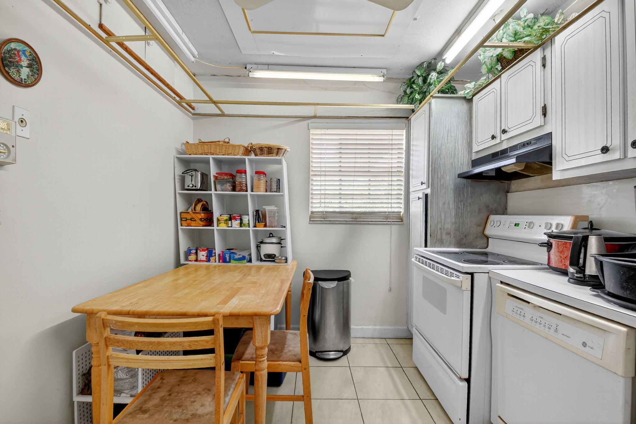 LAKEVIEW GREENS - Residential