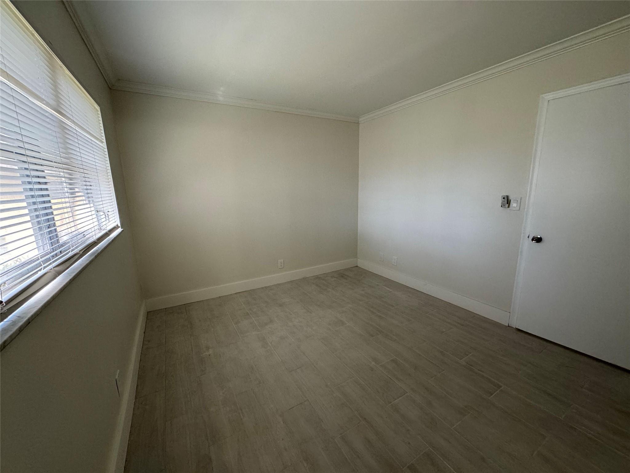 Village Park At Oakland C - Residential Lease