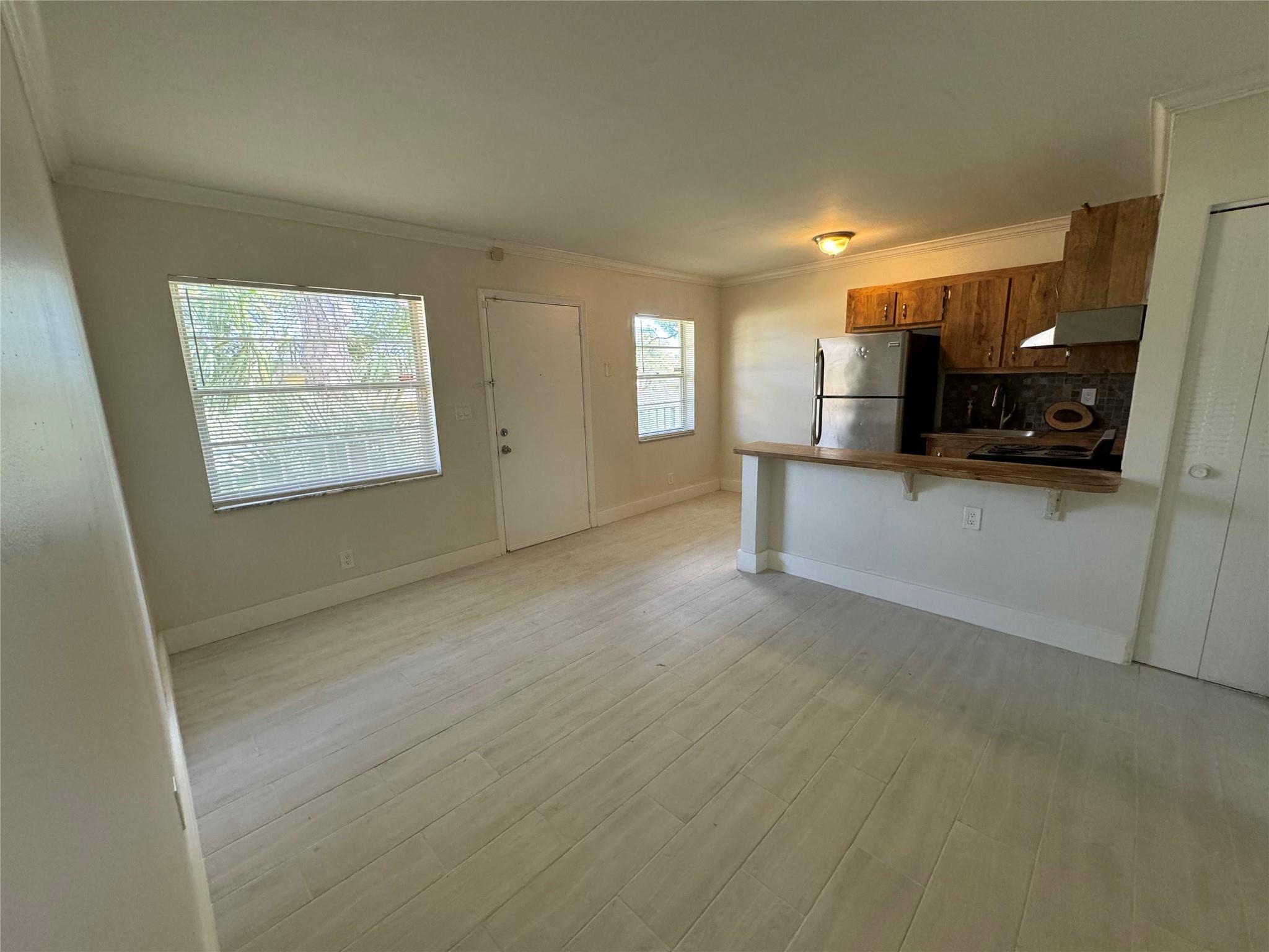 Village Park At Oakland C - Residential Lease