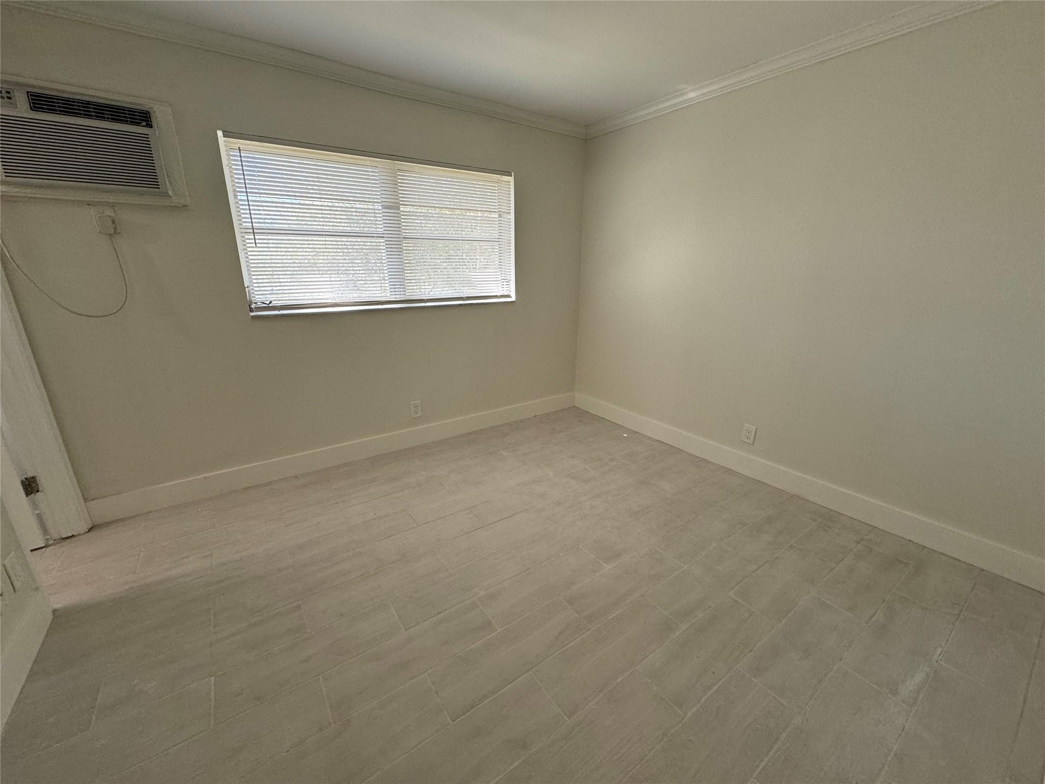 Village Park At Oakland C - Residential Lease