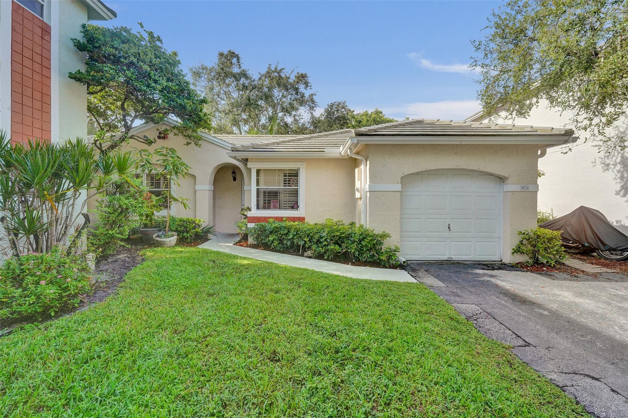 Welcome to this immaculate 3 bedroom, 2 bathroom home in the highly desirable Jacaranda community! Featuring a spacious and open & split floor plan, this residence is in impeccable condition and move-in ready. The backyard is an entertainer’s dream—perfect for gatherings, relaxation, and enjoying the Florida lifestyle. Conveniently located just minutes from major highways, pristine beaches, fine dining, shopping, Sawgrass Mills Mall, Amerant Arena, and so much more. Don’t miss the opportunity to own this beautiful home in one of the most sought-after neighborhoods!e