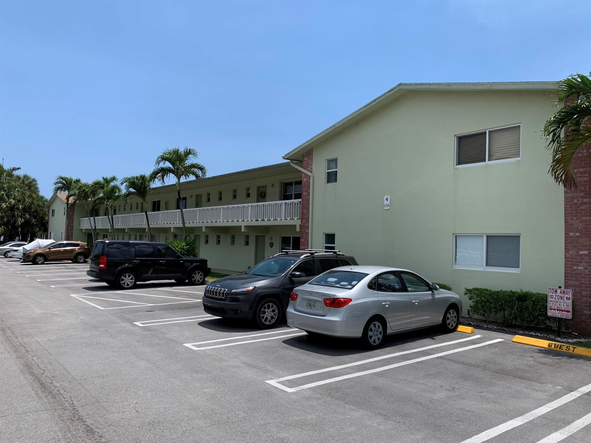 Perfect location and opportunity to, Live the coastal life in this bright and airy 2-bedroom, 2-bathroom corner condo on the second floor, available for an annual lease east of Federal. This spacious unit features central A/C, an open layout, plenty of natural light, and access to a sparkling community pool. Just minutes from the beach, local restaurants, and shops, it's perfect for soaking up the sun and enjoying vibrant coastal living. Small pets are allowed.