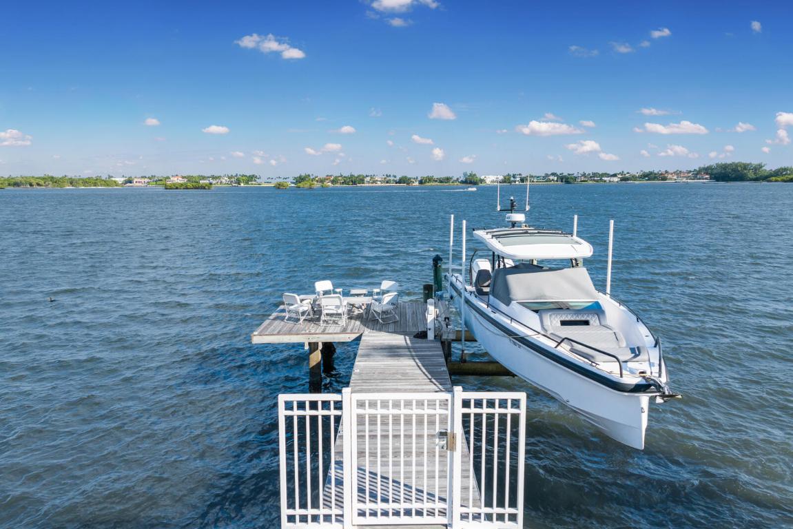 EDGEWATER - Residential