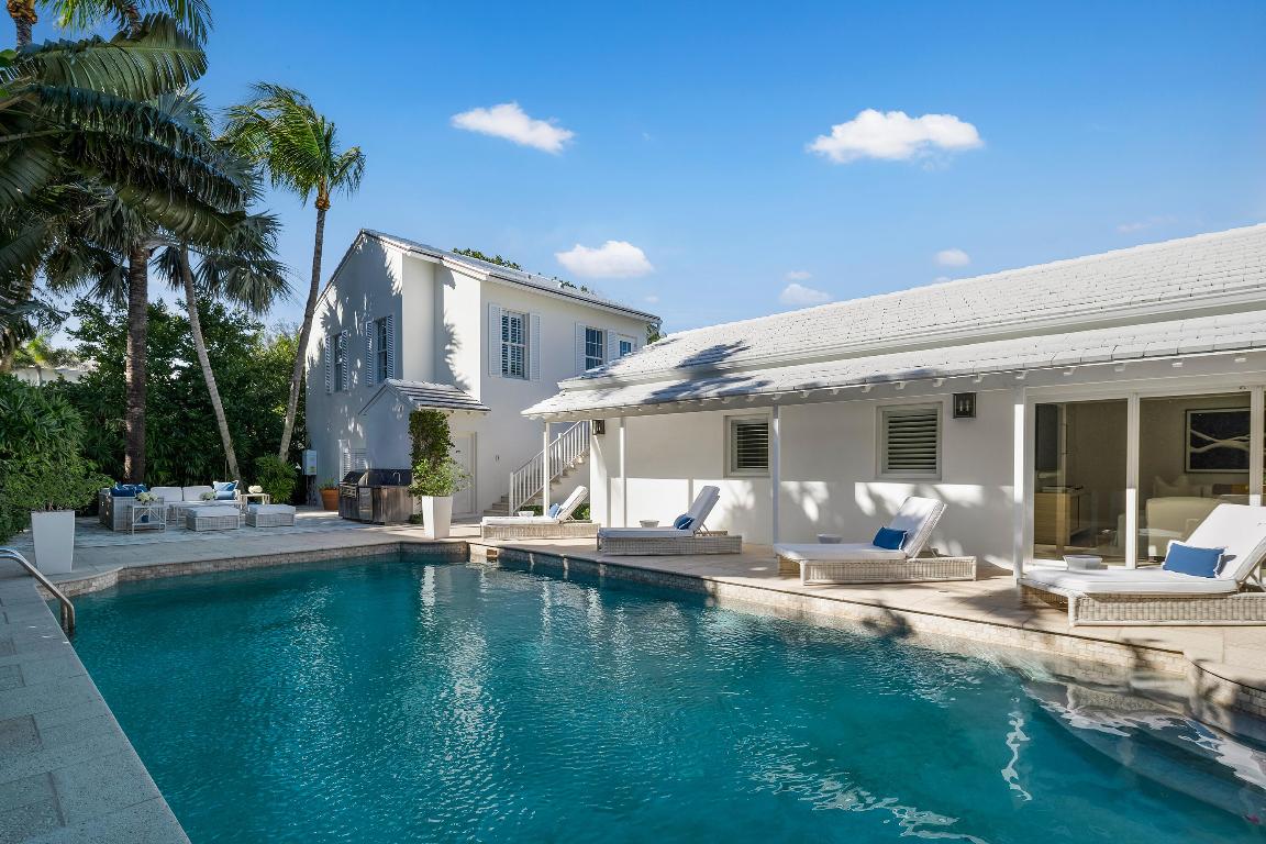 EDGEWATER - Residential