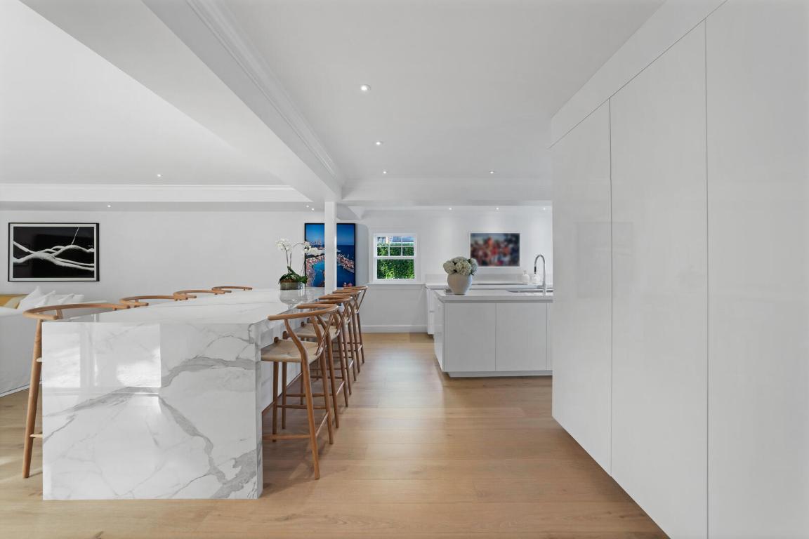 EDGEWATER - Residential