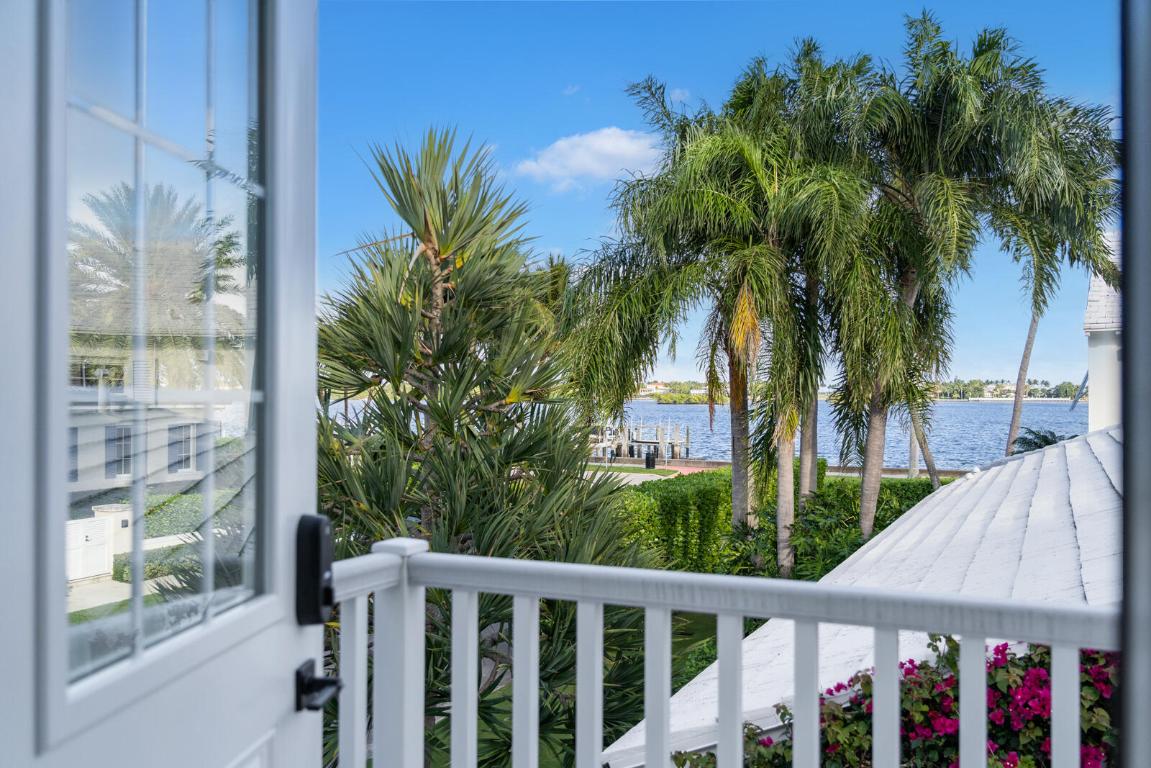 EDGEWATER - Residential