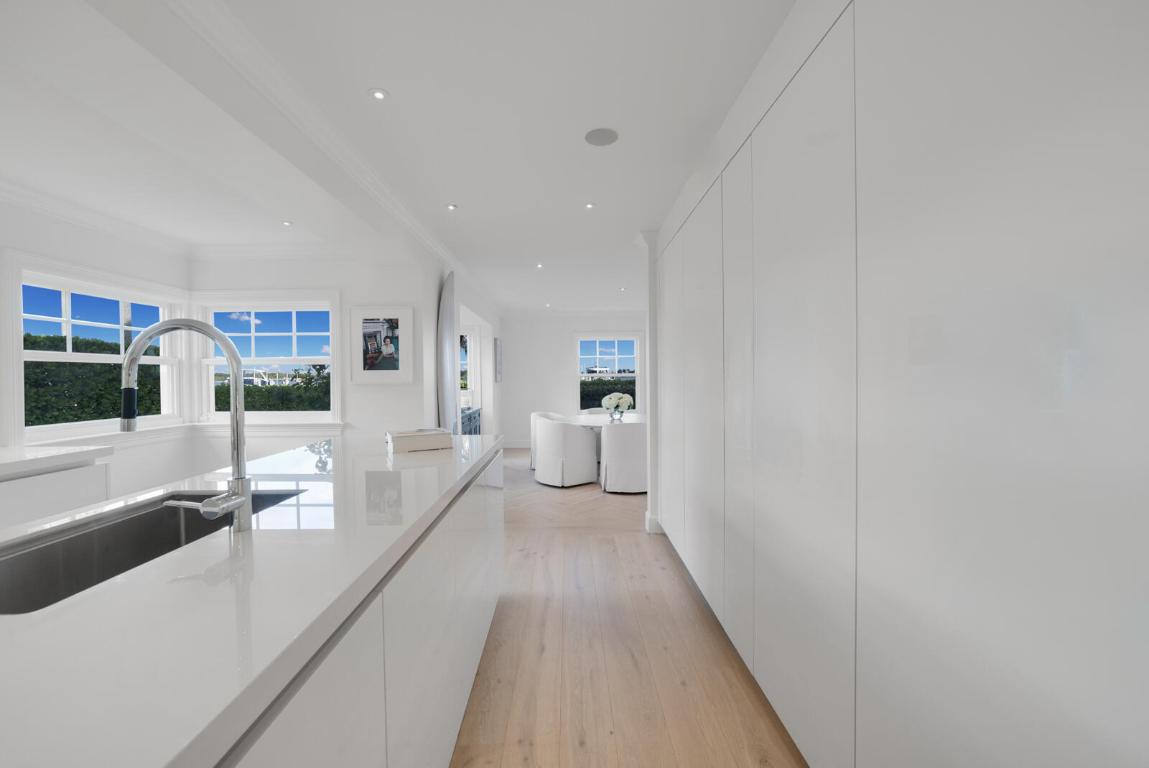 EDGEWATER - Residential