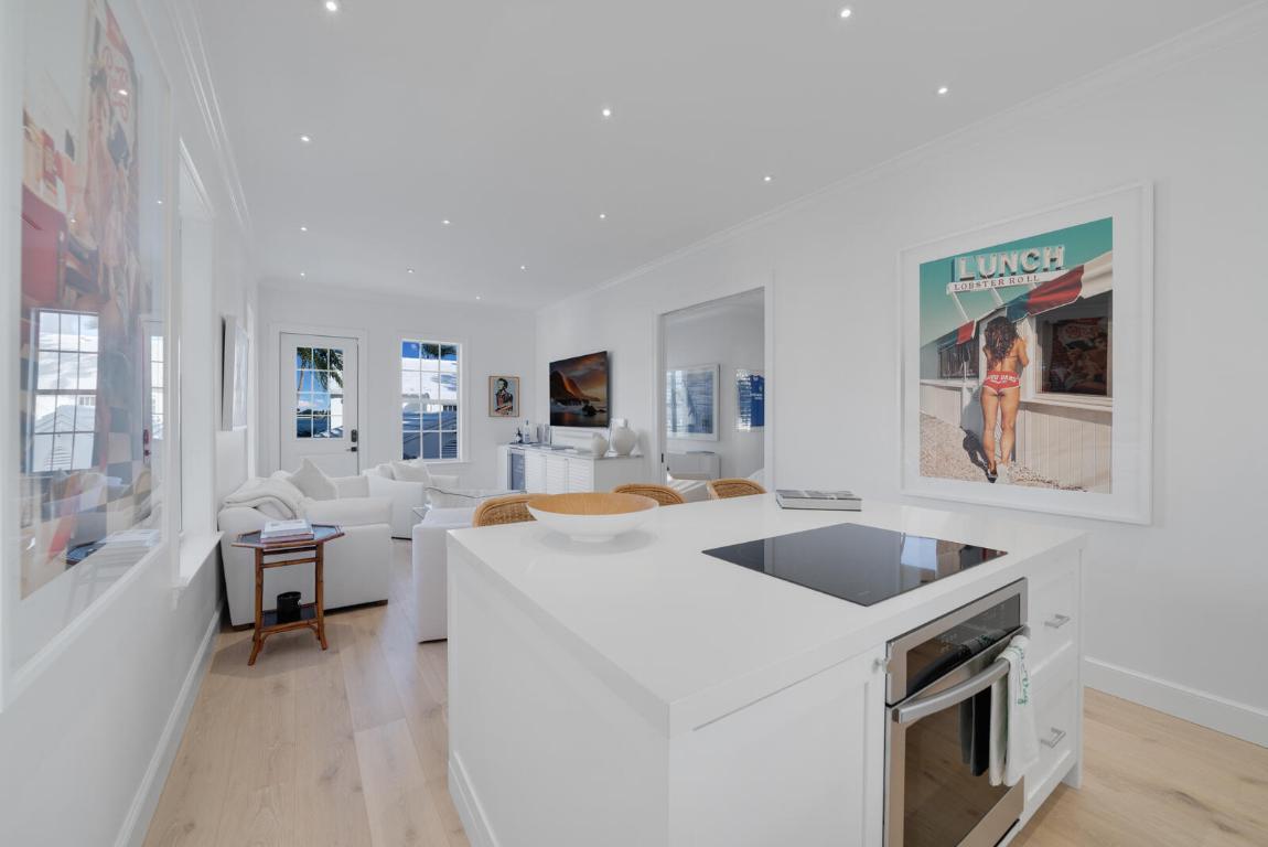 EDGEWATER - Residential