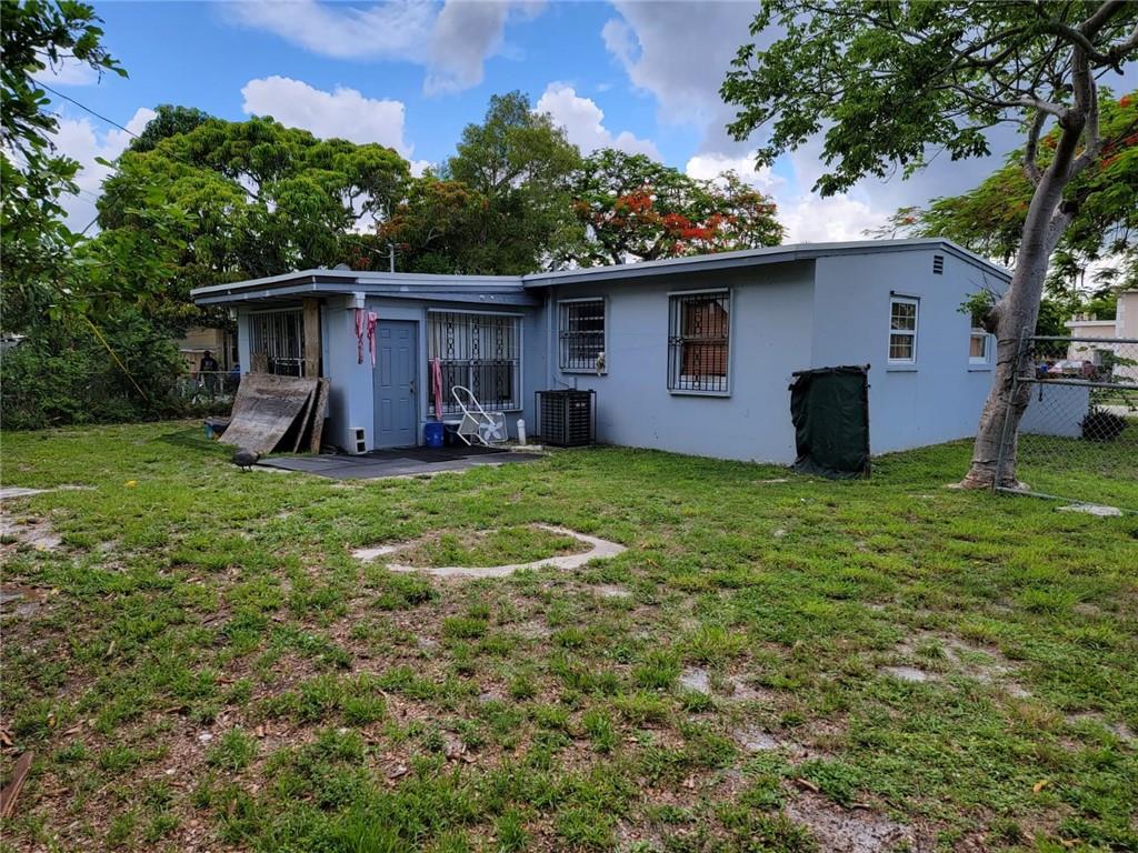 Lauderdale Manors Ad-Rev - Residential