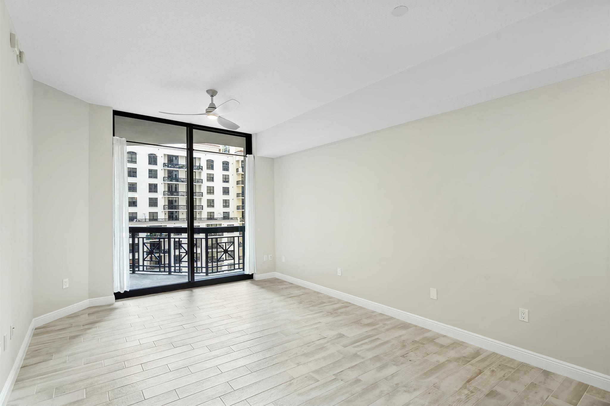 701 S Olive Avenue 1011