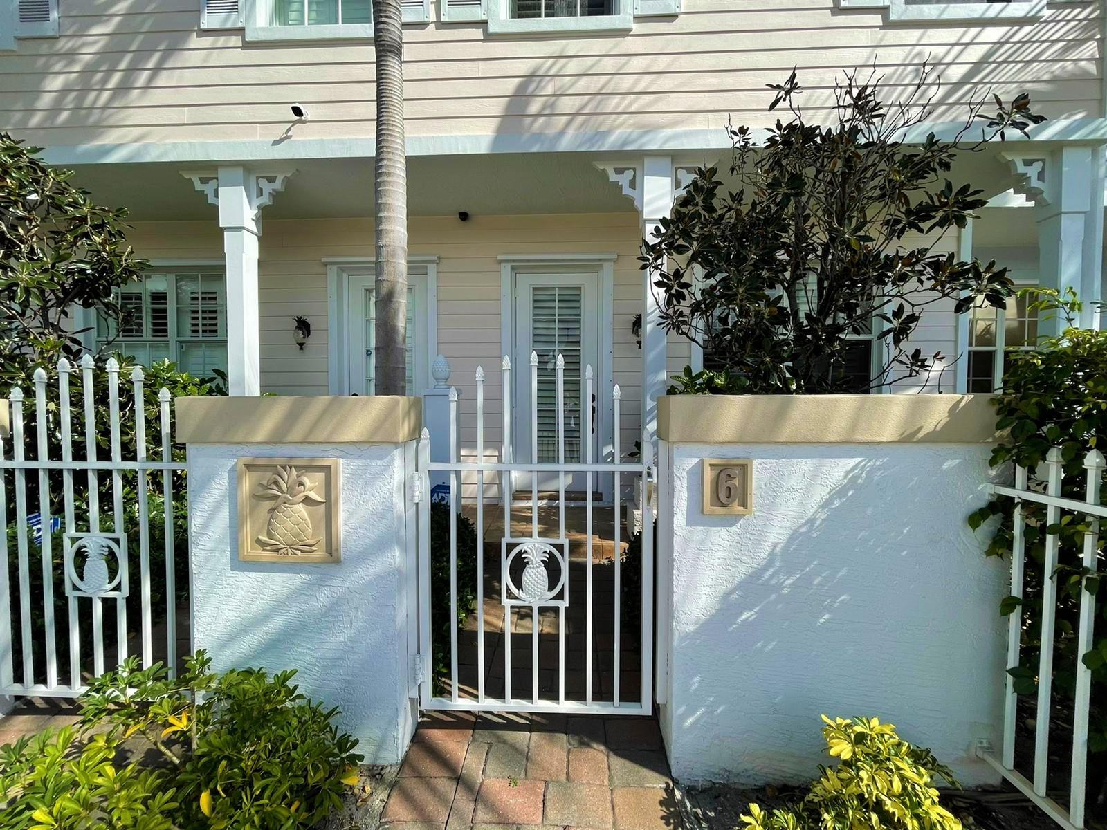 PINEAPPLE VILLAGE SOUTH - Residential Lease