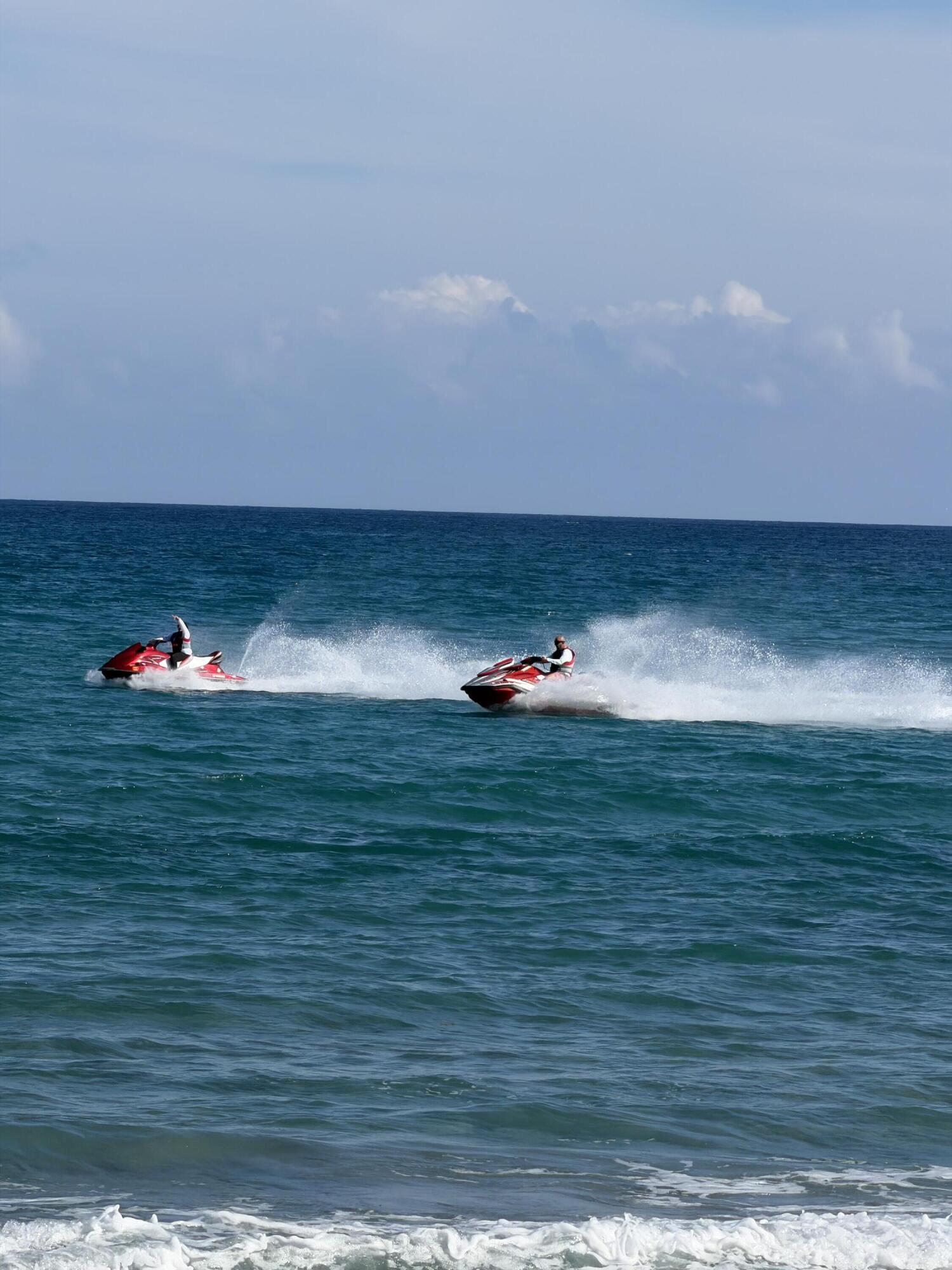 PINEAPPLE VILLAGE SOUTH - Residential Lease