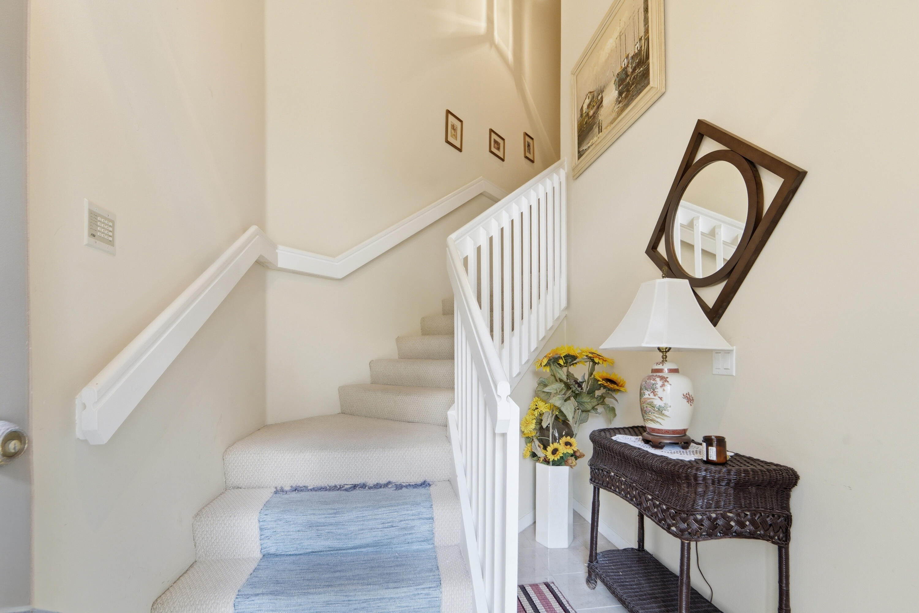 Platina CARRARA VILLAGE CONDO - Residential
