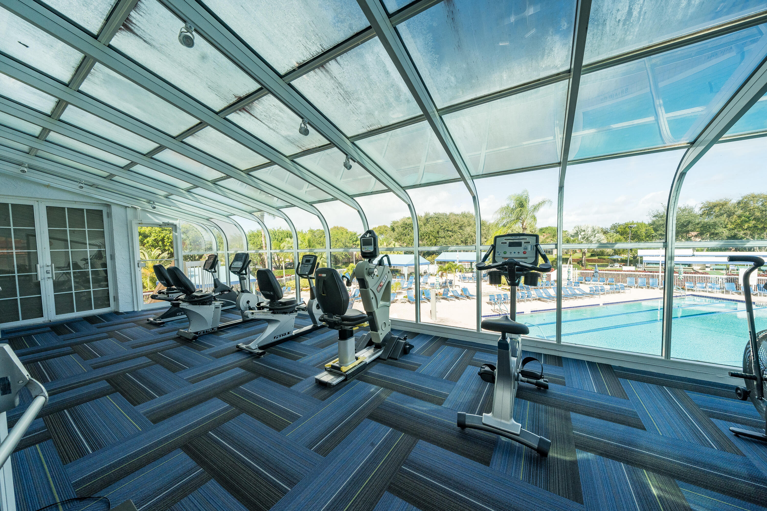 Platina CARRARA VILLAGE CONDO - Residential