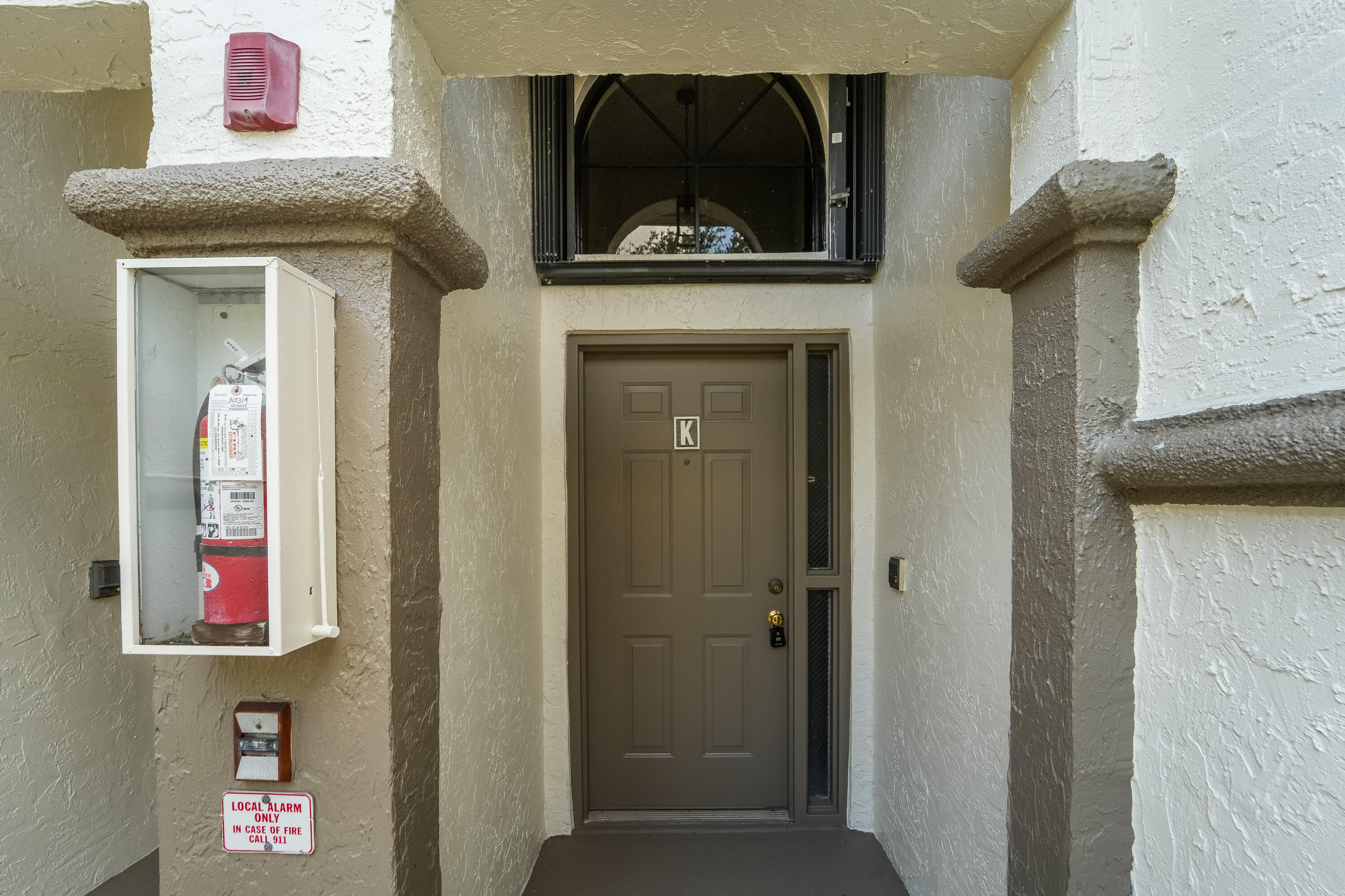 Platina CARRARA VILLAGE CONDO - Residential