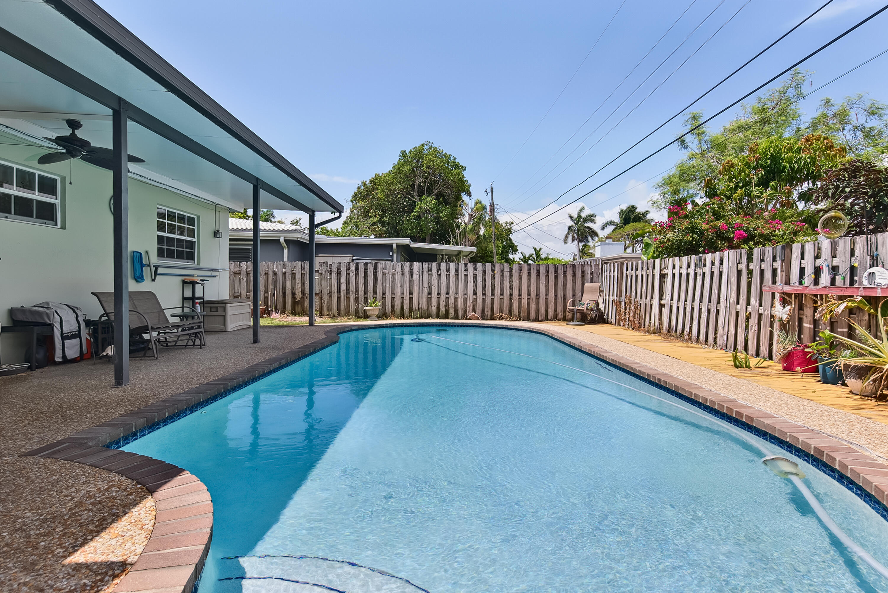LYONS PARK - Residential