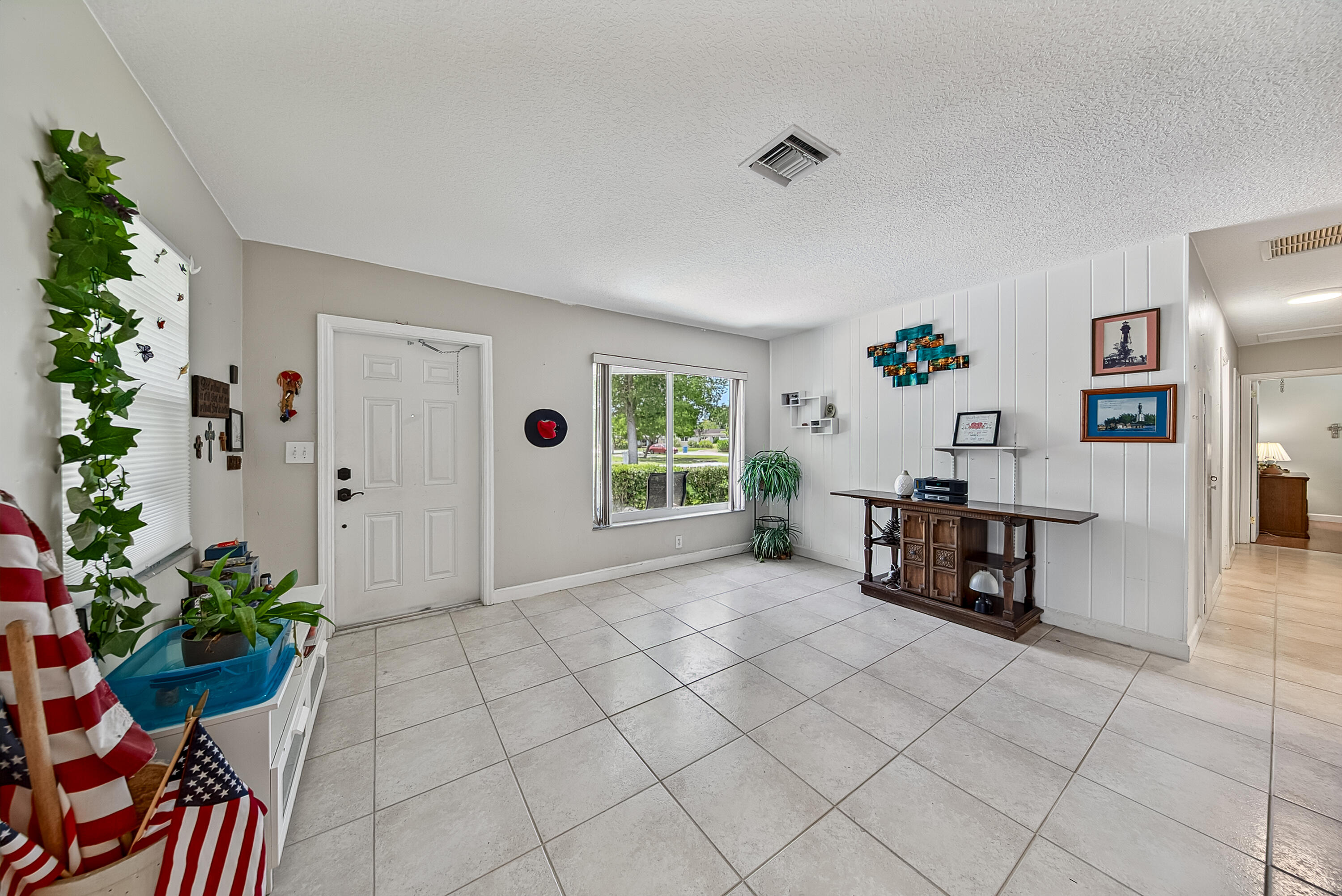 LYONS PARK - Residential