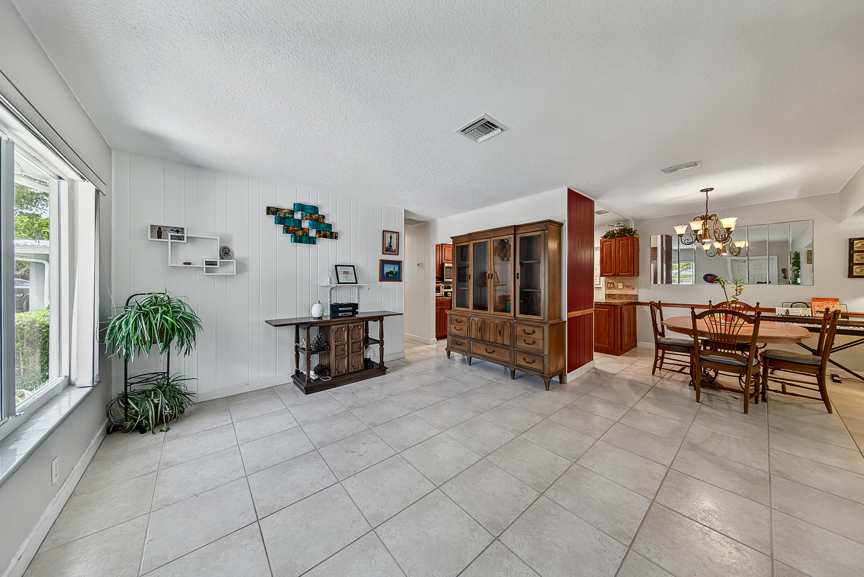 LYONS PARK - Residential