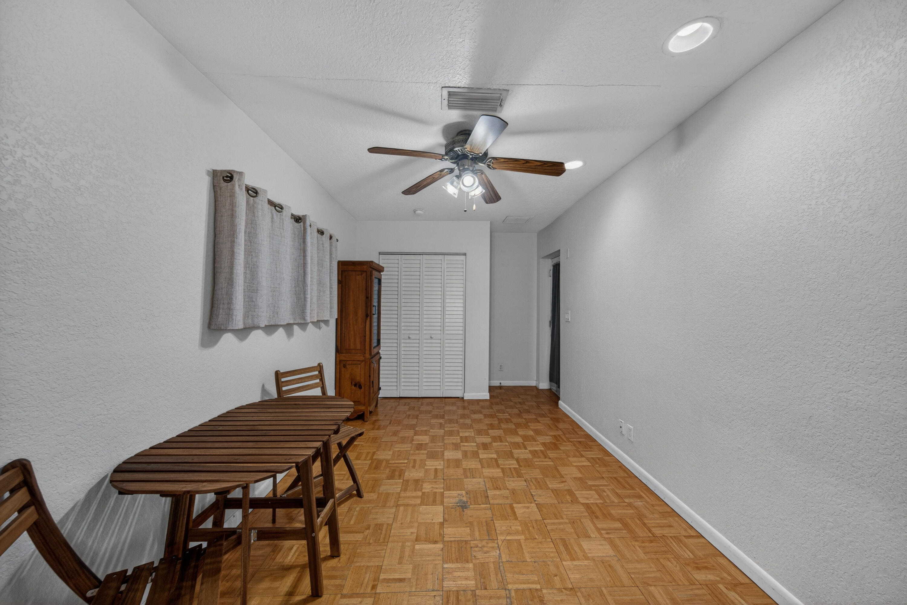 MAURERS HIGHPOINT FIRST ADD - Residential