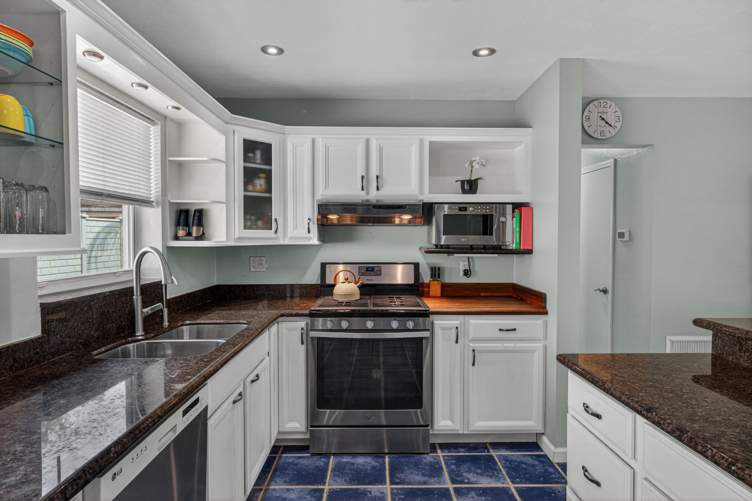 MAURERS HIGHPOINT FIRST ADD - Residential
