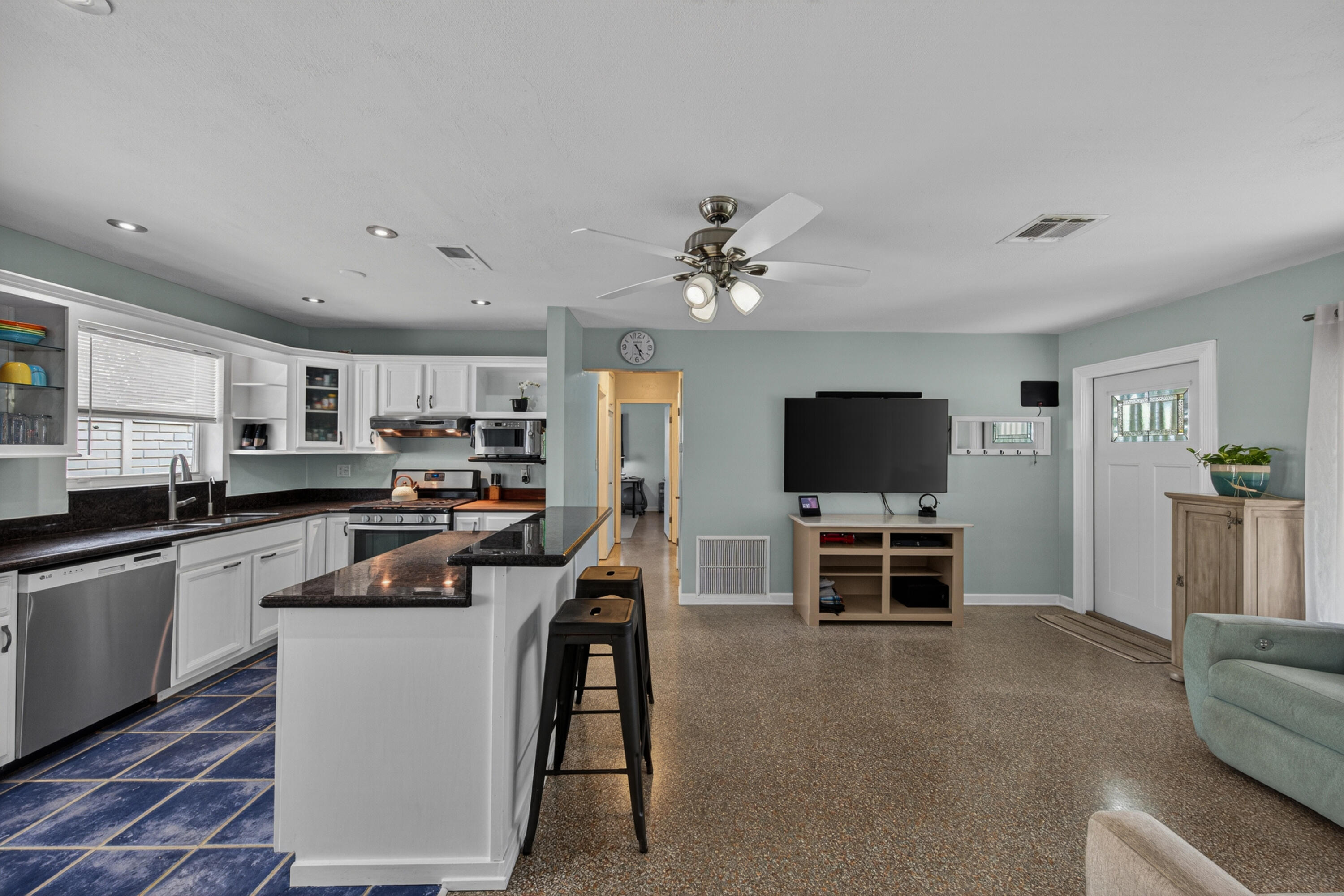 MAURERS HIGHPOINT FIRST ADD - Residential