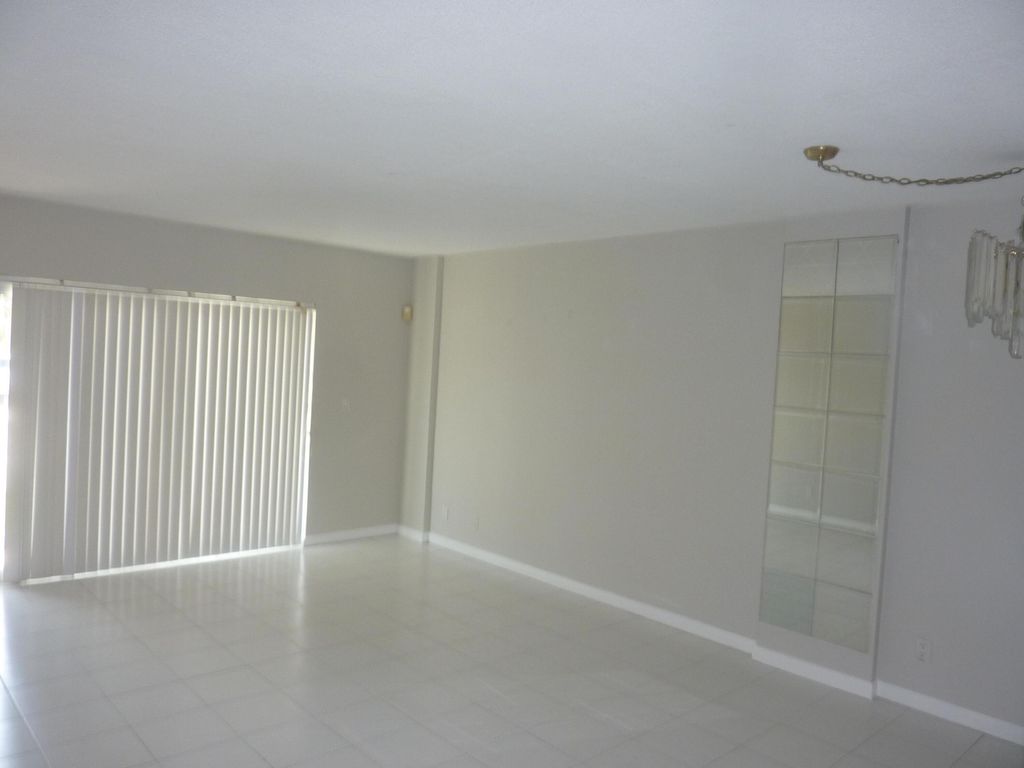 Photo of 1831 NE 38th Street #108, Fort Lauderdale, FL 33308 (MLS # F10554388)