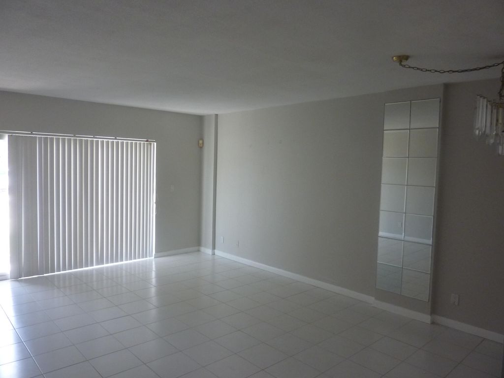 Photo of 1831 NE 38th Street #108, Fort Lauderdale, FL 33308 (MLS # F10554388)