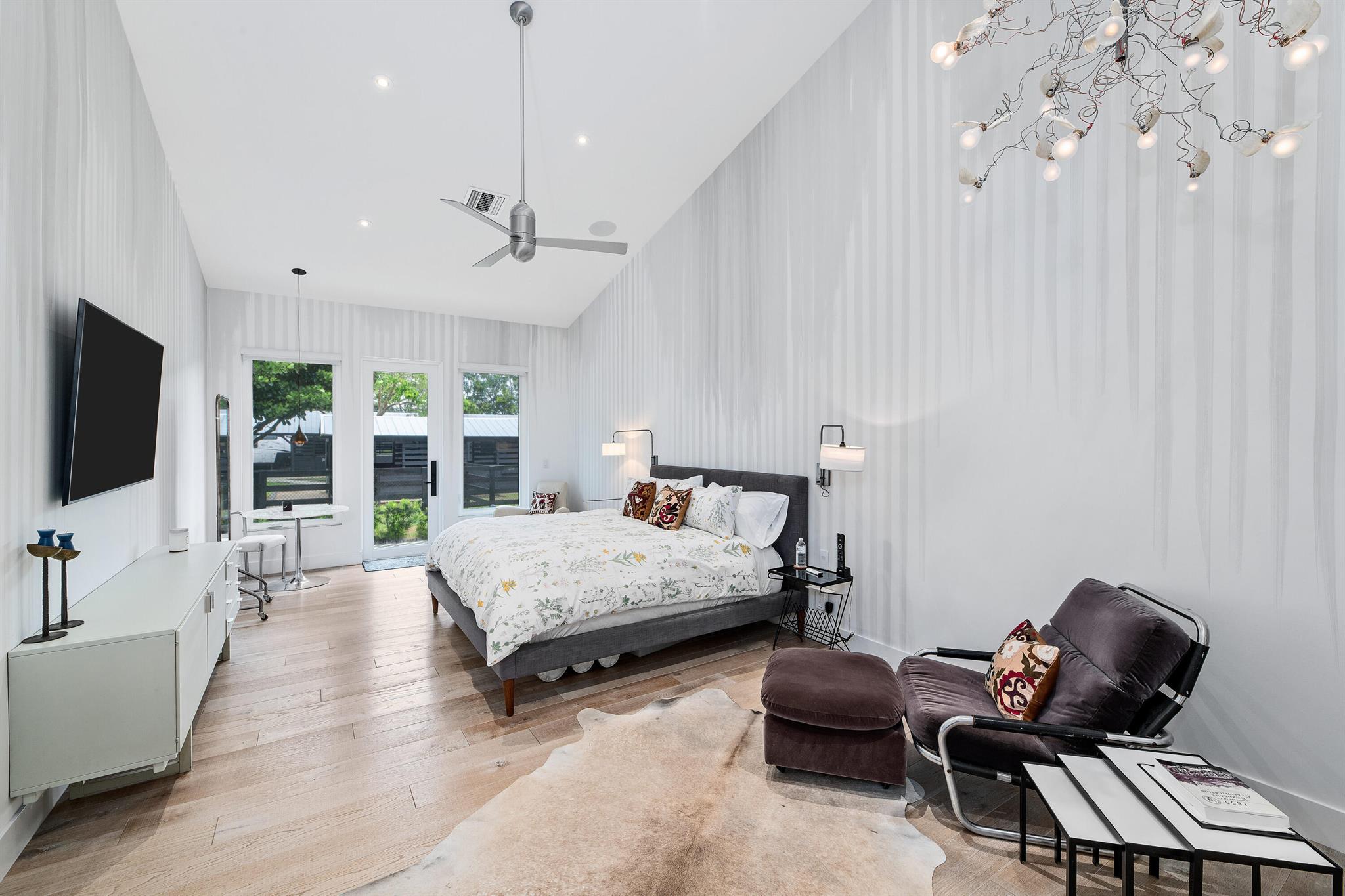 SADDLE TRAIL PARK OF WELL - Residential