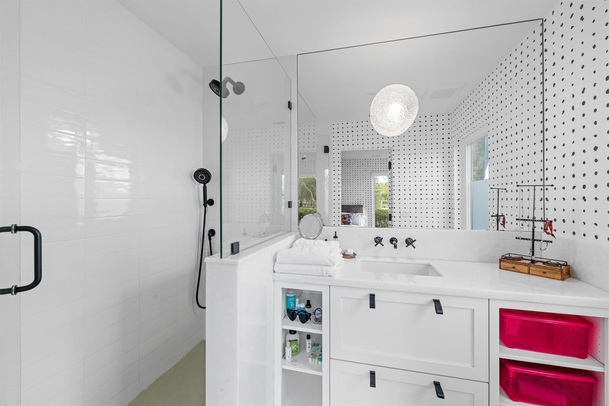 SADDLE TRAIL PARK OF WELL - Residential