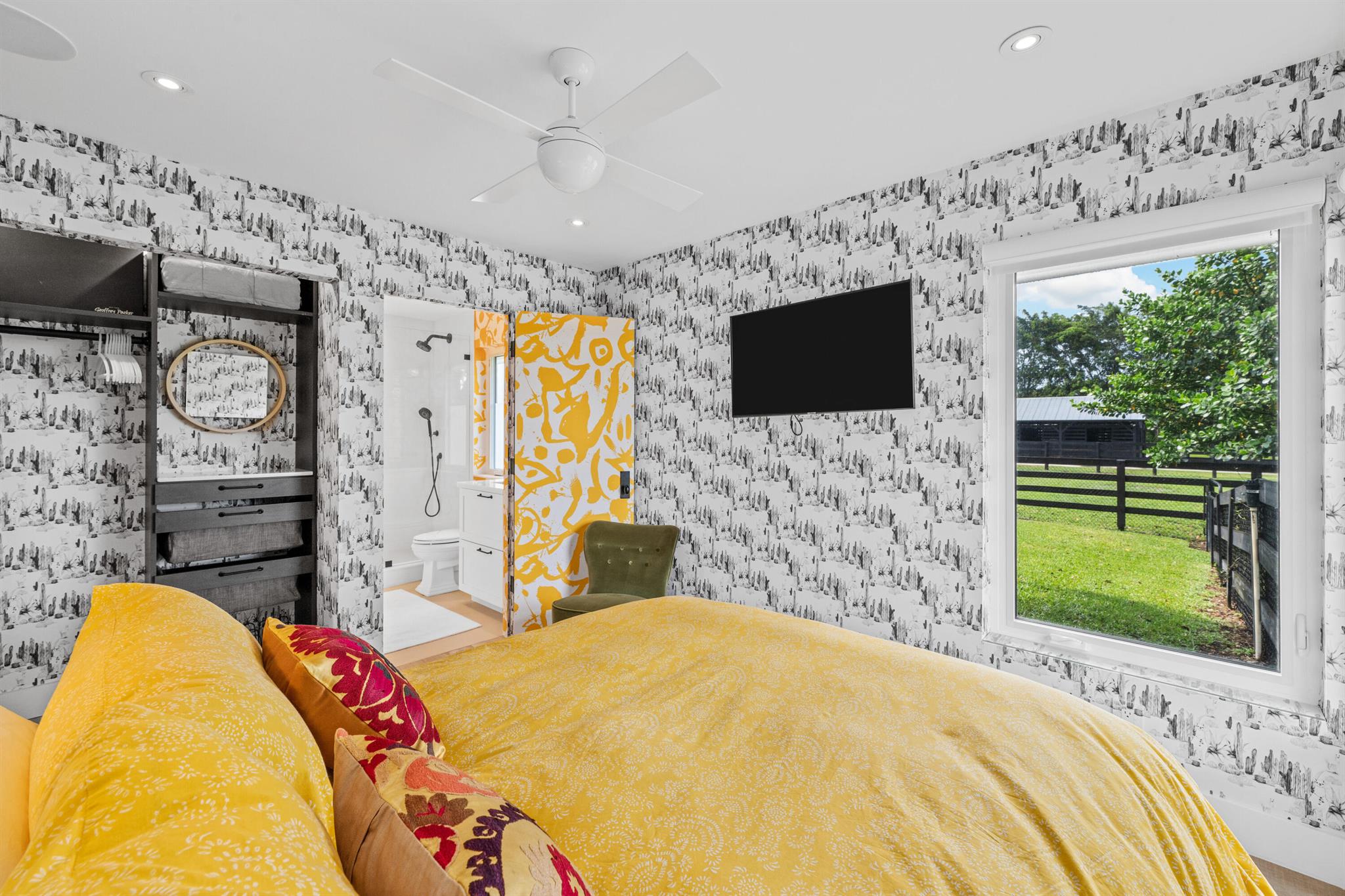 SADDLE TRAIL PARK OF WELL - Residential