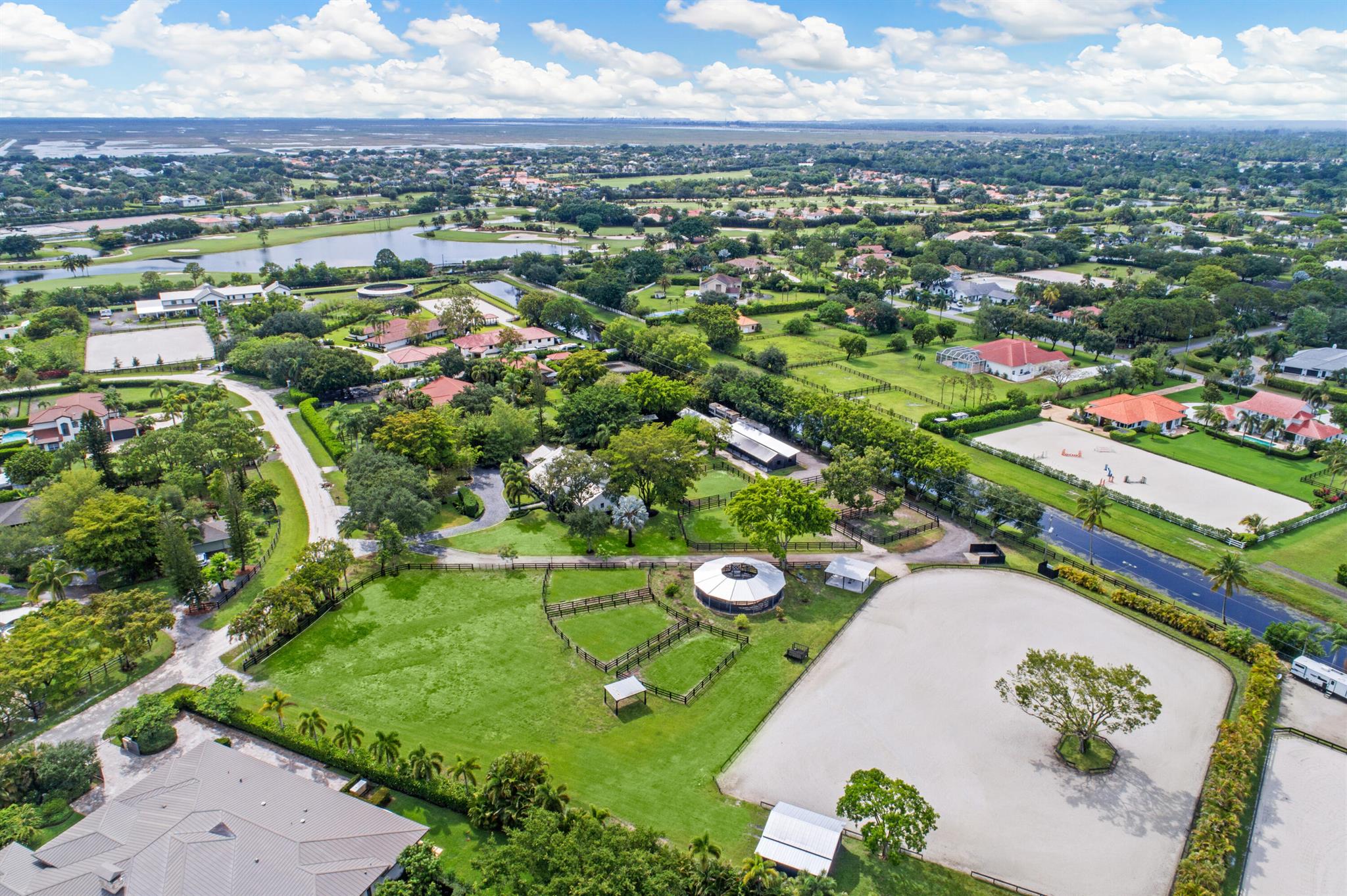 SADDLE TRAIL PARK OF WELL - Residential