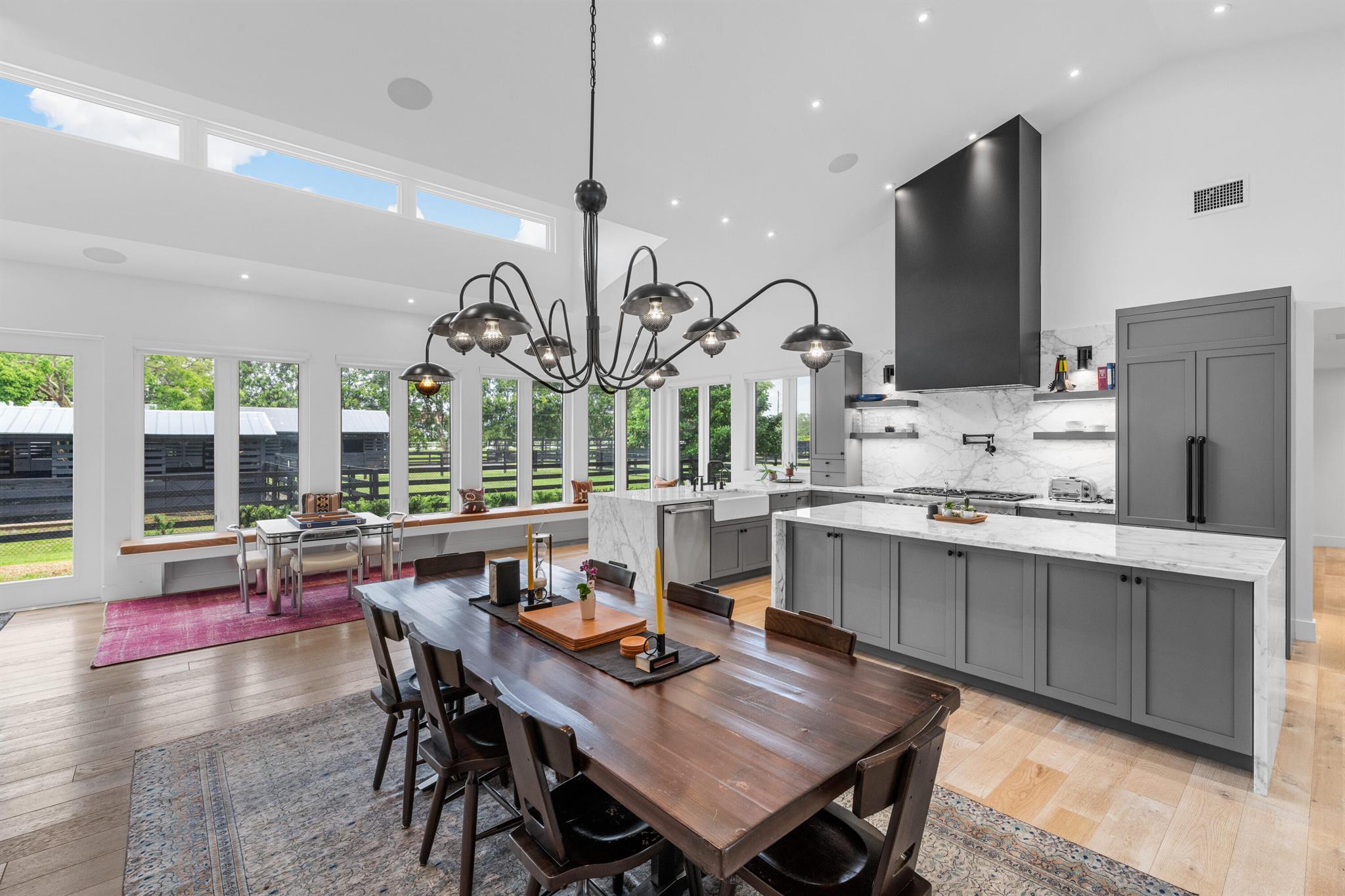 SADDLE TRAIL PARK OF WELL - Residential