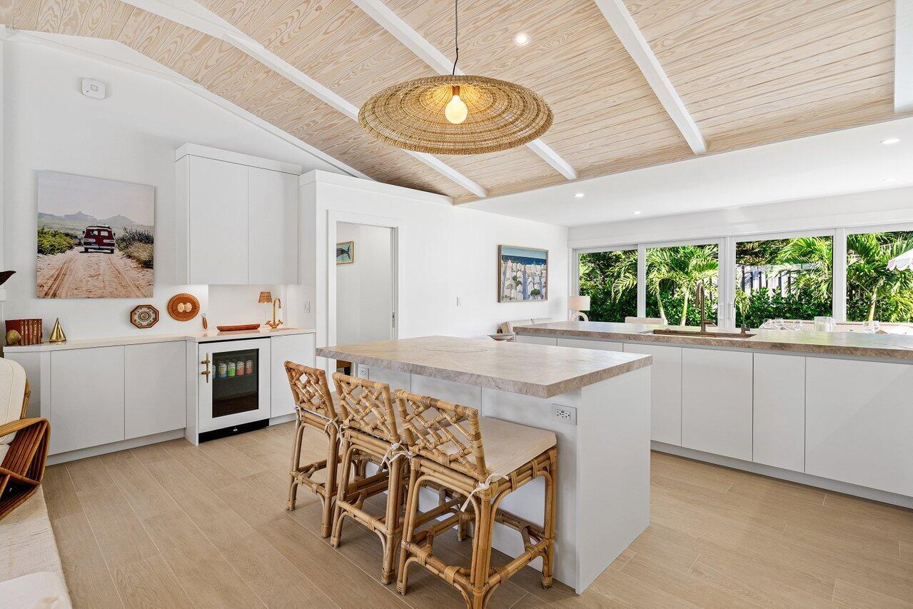 SHORE VIEW - Residential Lease