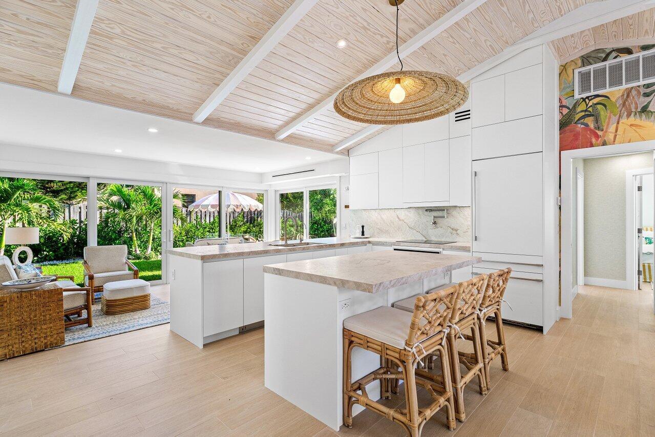 SHORE VIEW - Residential Lease