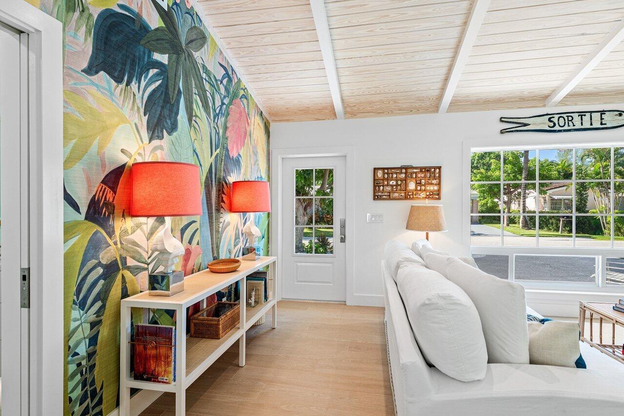 SHORE VIEW - Residential Lease