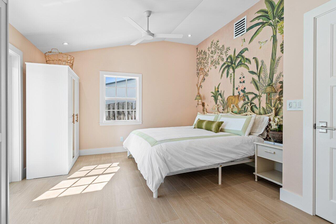 SHORE VIEW - Residential Lease