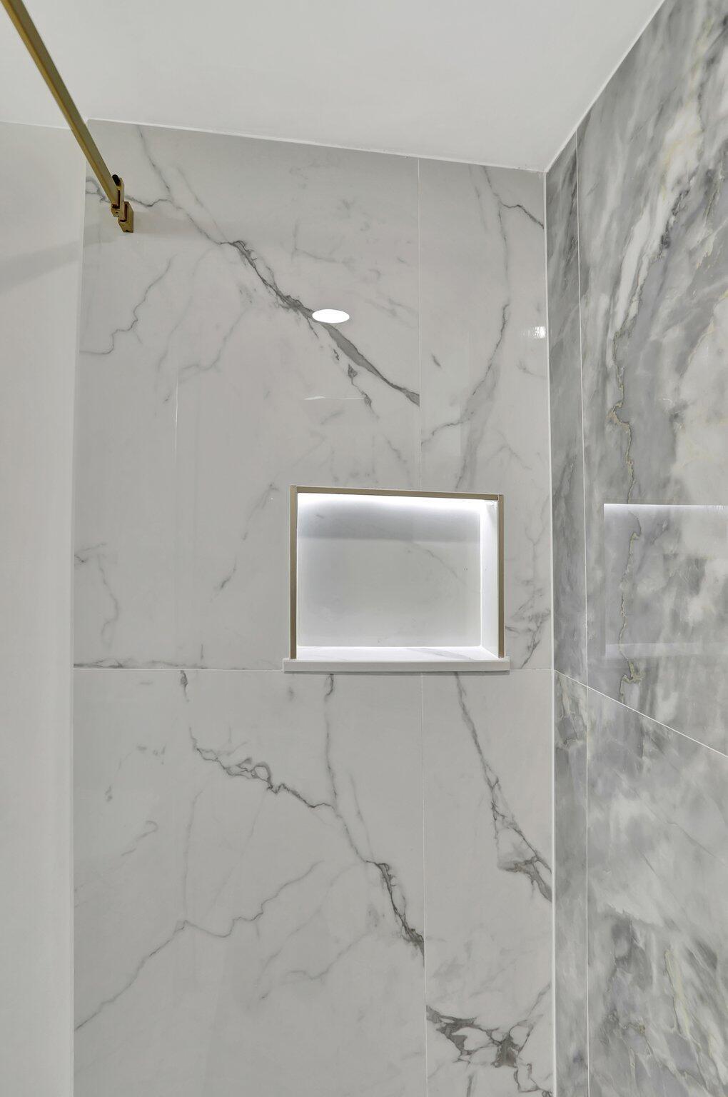 KINGS POINT NORMANDY COND - Residential