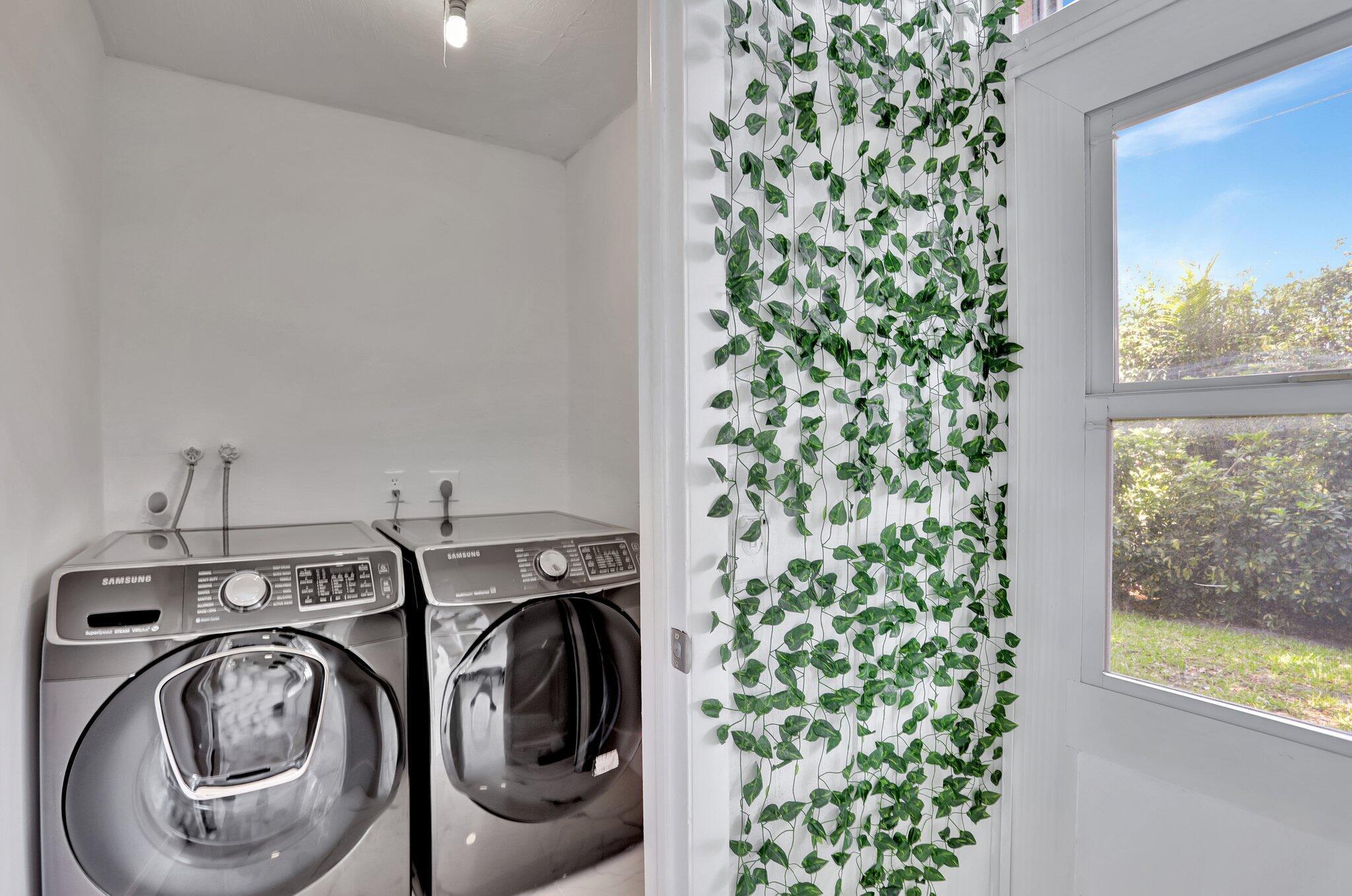 KINGS POINT NORMANDY COND - Residential