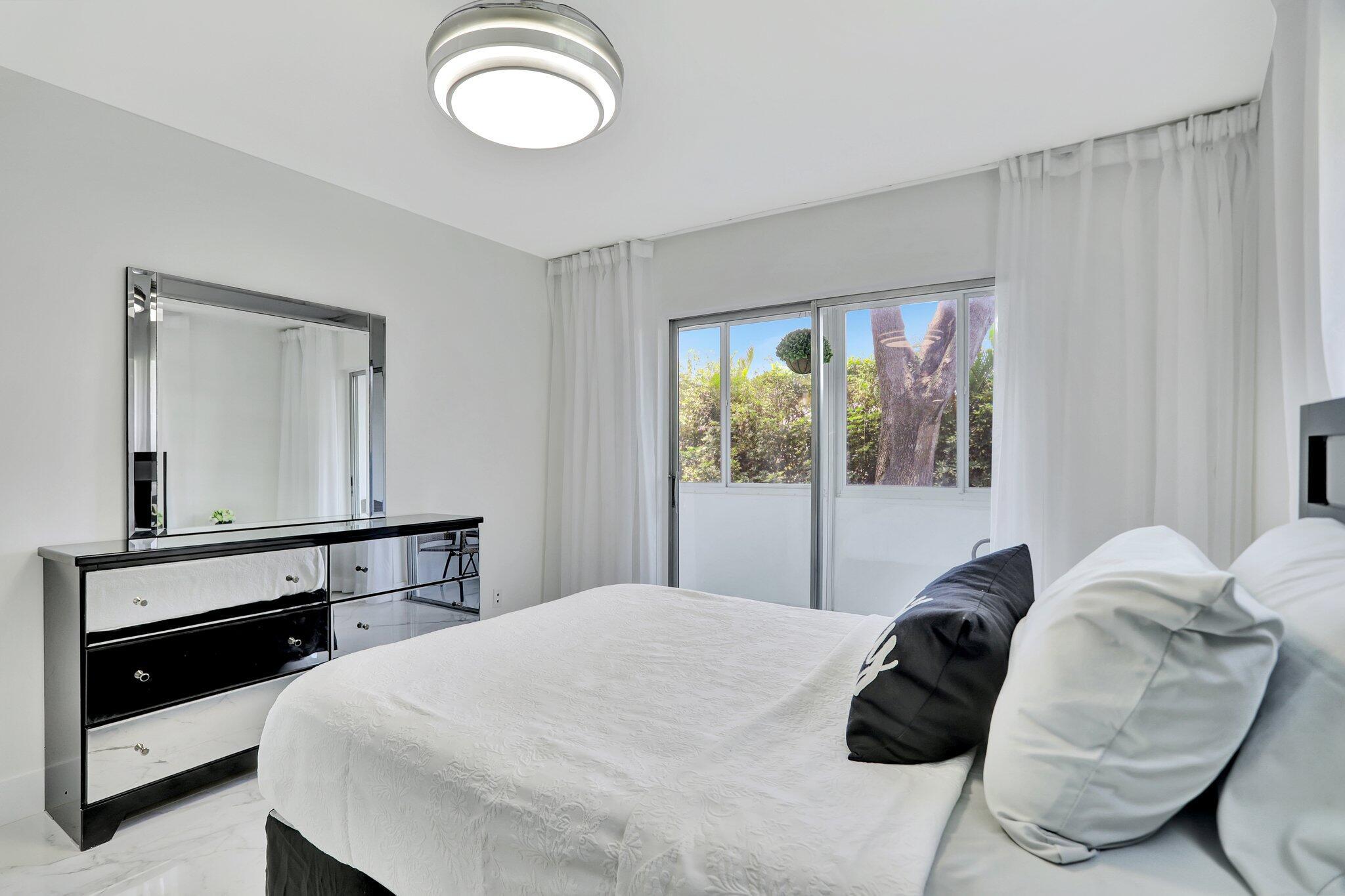 KINGS POINT NORMANDY COND - Residential