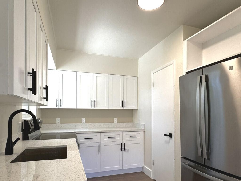 Photo of 1525 NW 14th Court, Fort Lauderdale, FL 33311 (MLS # B26015240)