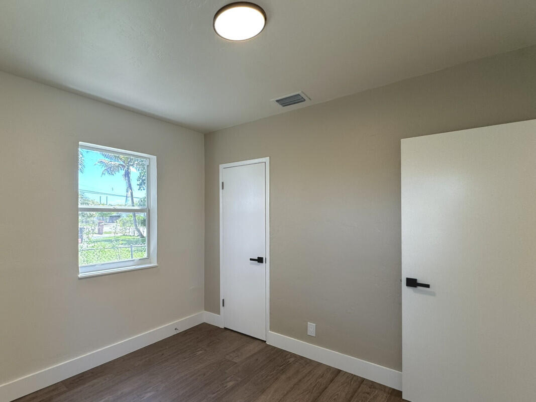 LAUDERDALE MANORS AMD PLAT - Residential