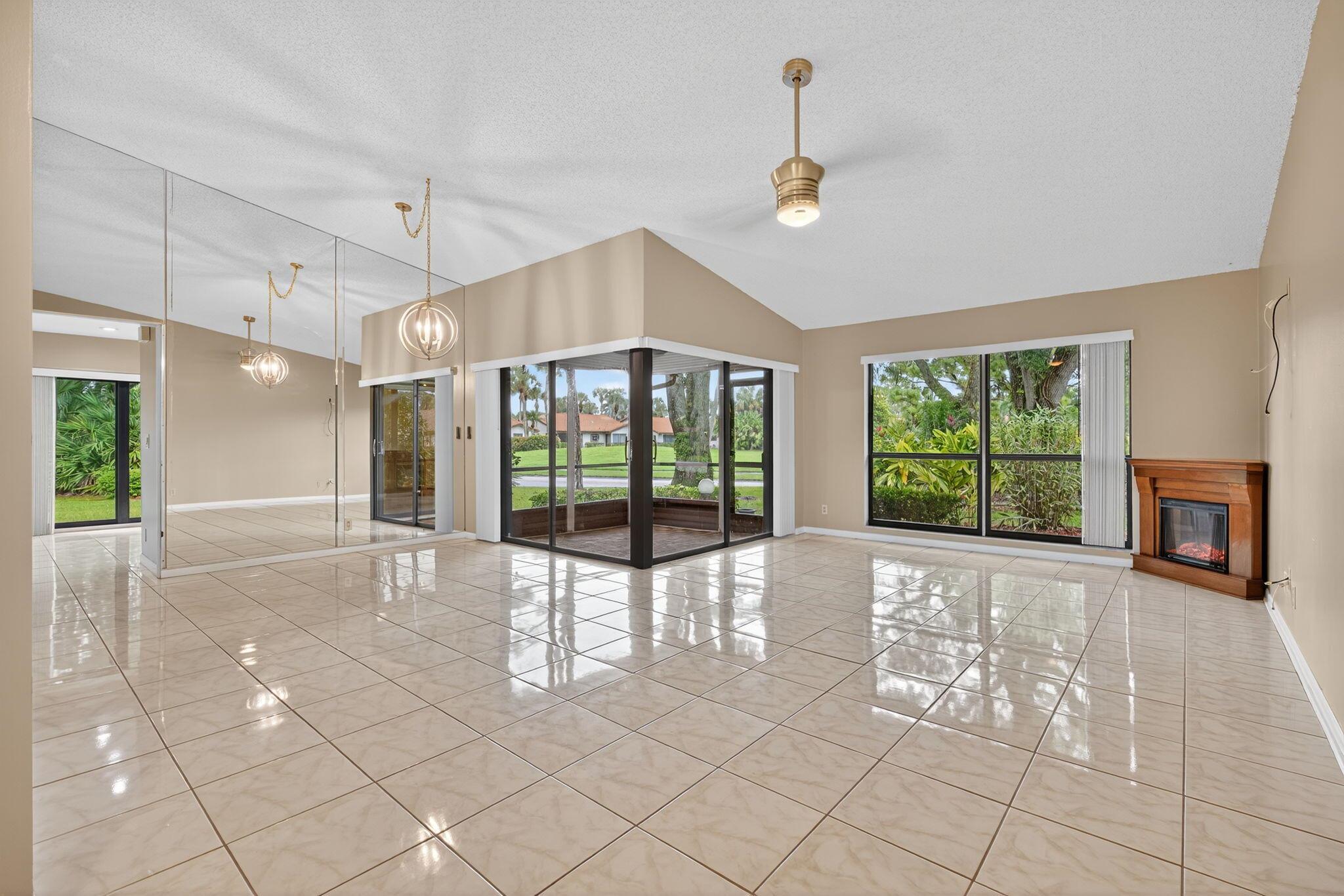 QUAIL MEADOW AT MARTIN DO - Residential