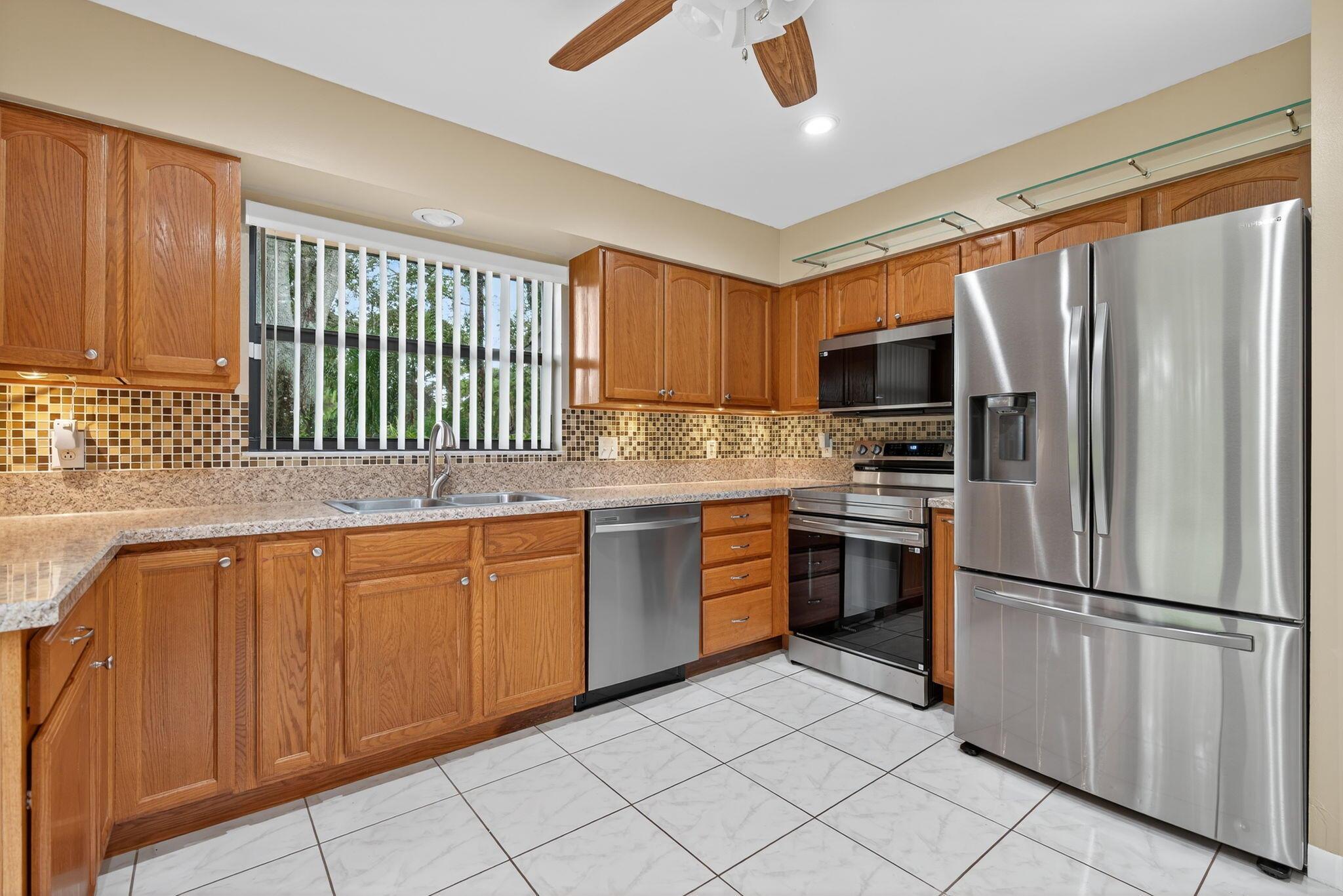 QUAIL MEADOW AT MARTIN DO - Residential