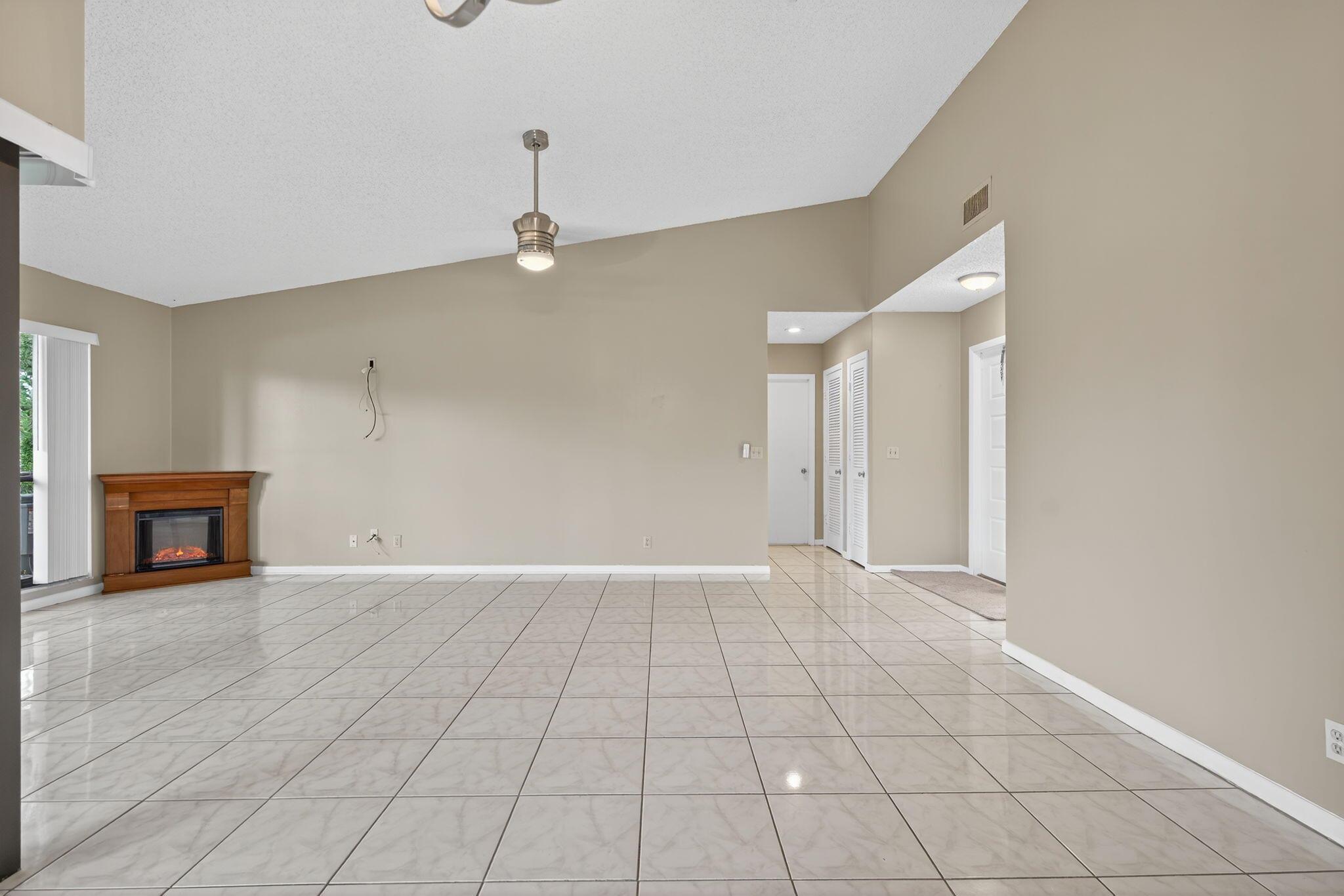 QUAIL MEADOW AT MARTIN DO - Residential