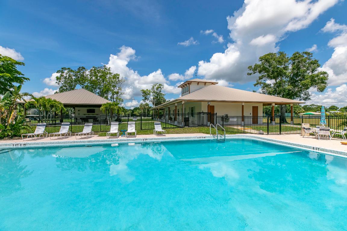 3785 SW Quail Meadow Trail B